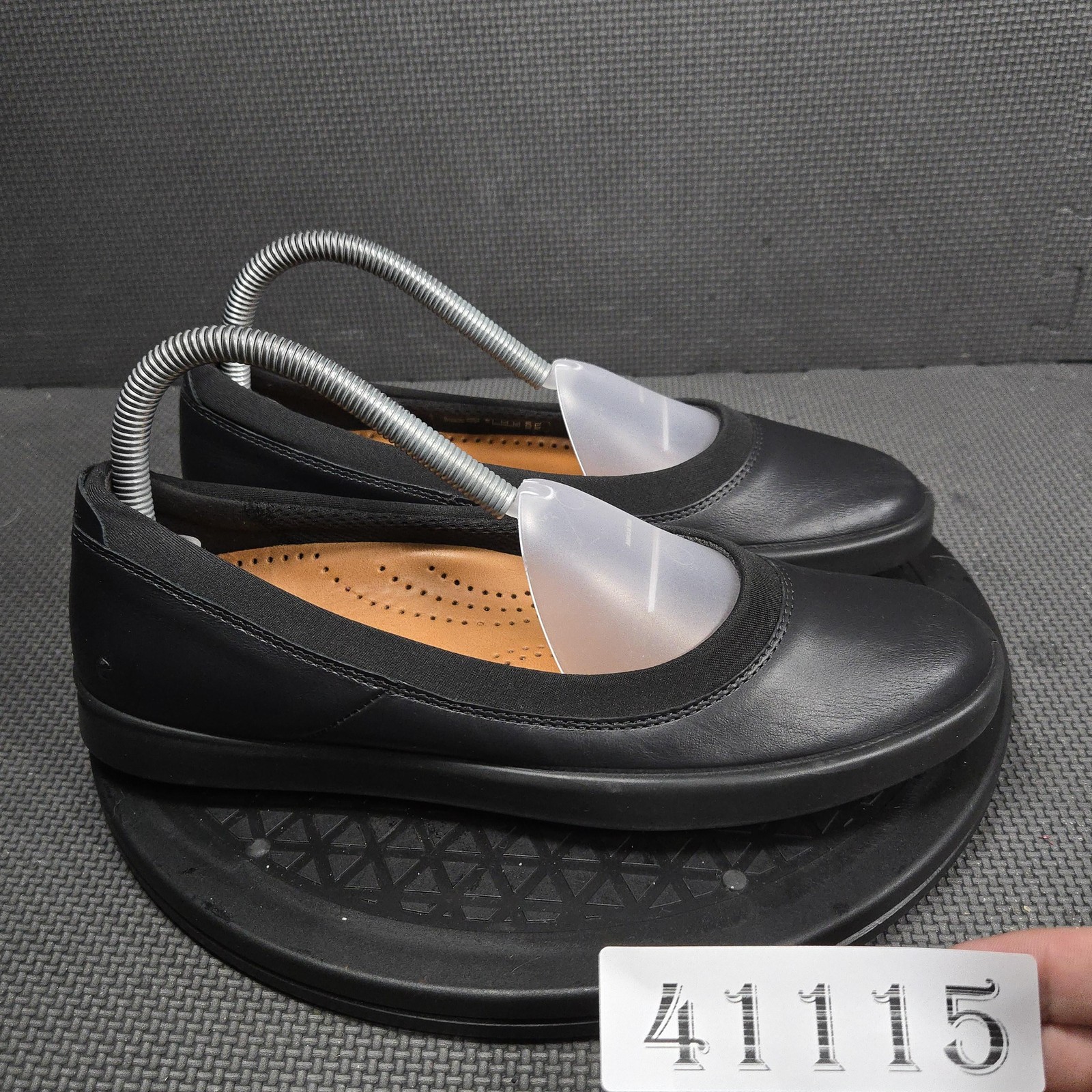 ECCO Shoes Womens Size 8 Black Leather Slip On Comfort Ballet Flats Walking