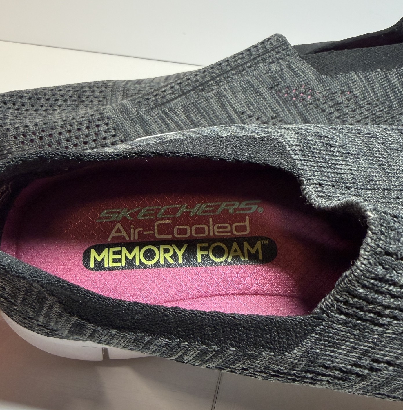 Skechers Air Cooled Memory Foam Slip On Sneakers Charcoal/Black US Size 9.5