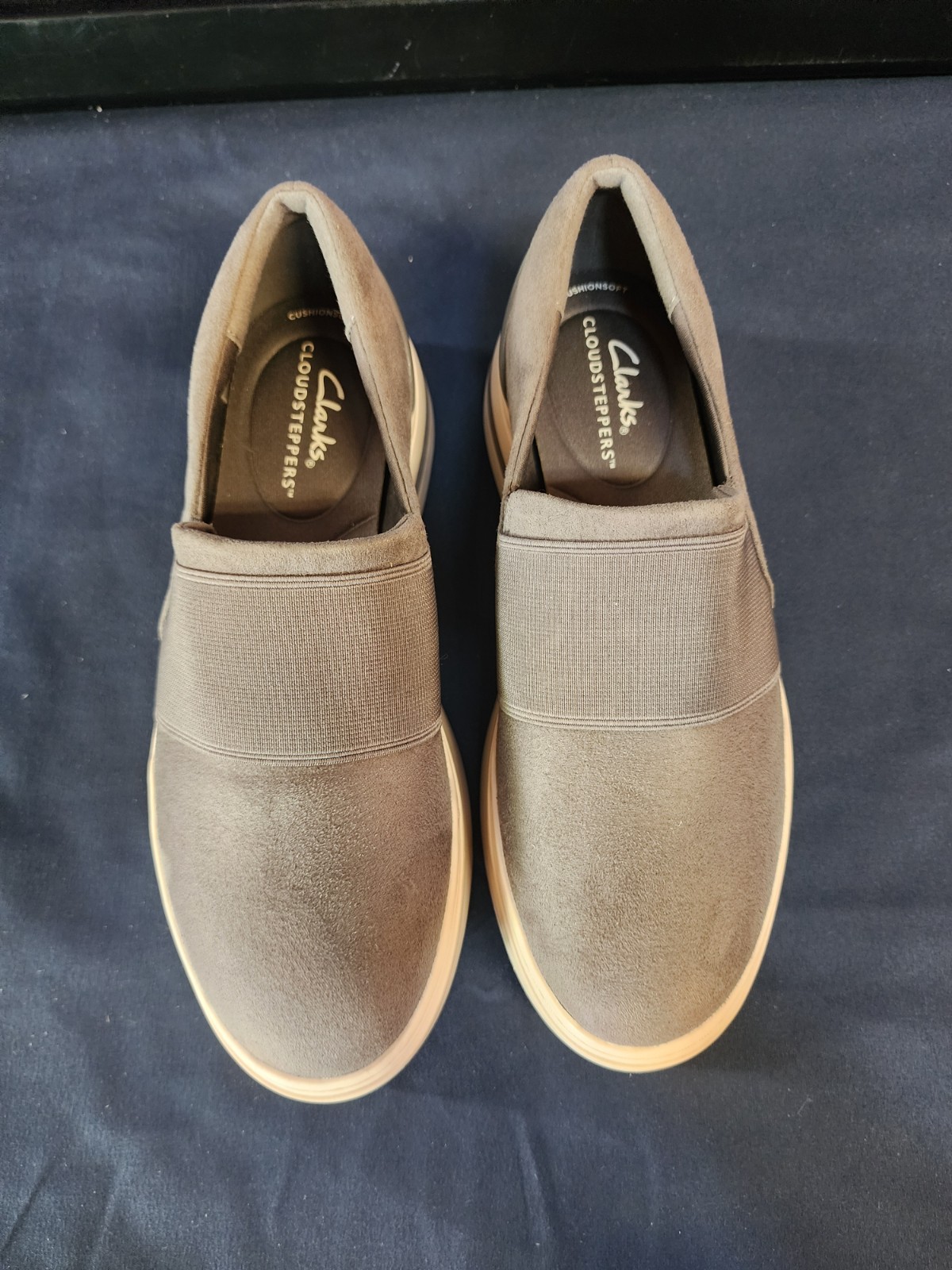 Womens Clarks Cloudstepper Audreigh Eve In Gray Platform slip on size 6