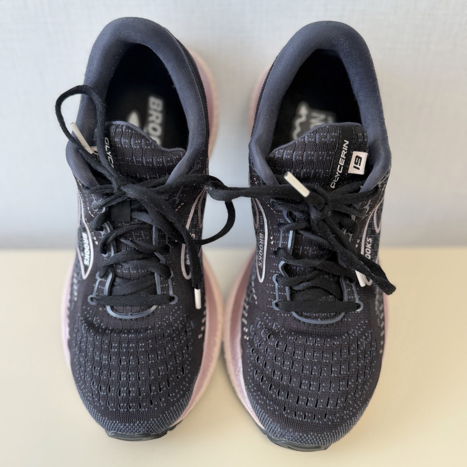Brooks Glycerin GTS 19 Running Shoes Women’s 8.5 B Cushioned Trainer Black Pink