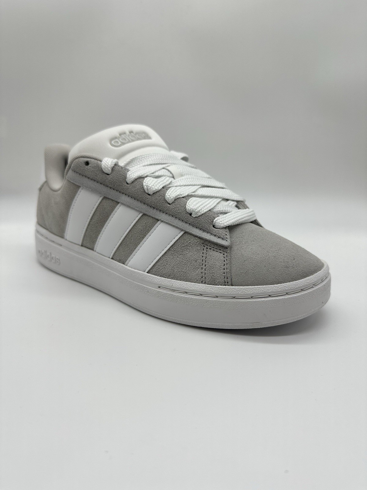 Adidas Women’s Grand Court Alpha 00s Athletic Shoes – Grey – US Size 9 – JH7230