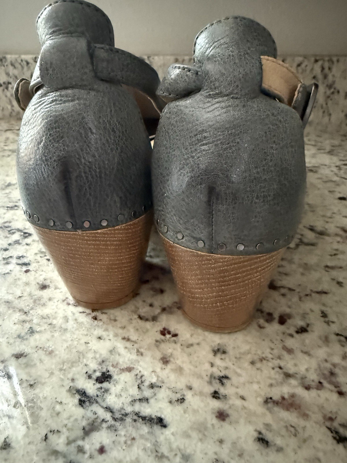 NEW Dansko Sassy clogs Slate milled burnished leather 42 / 12 $160