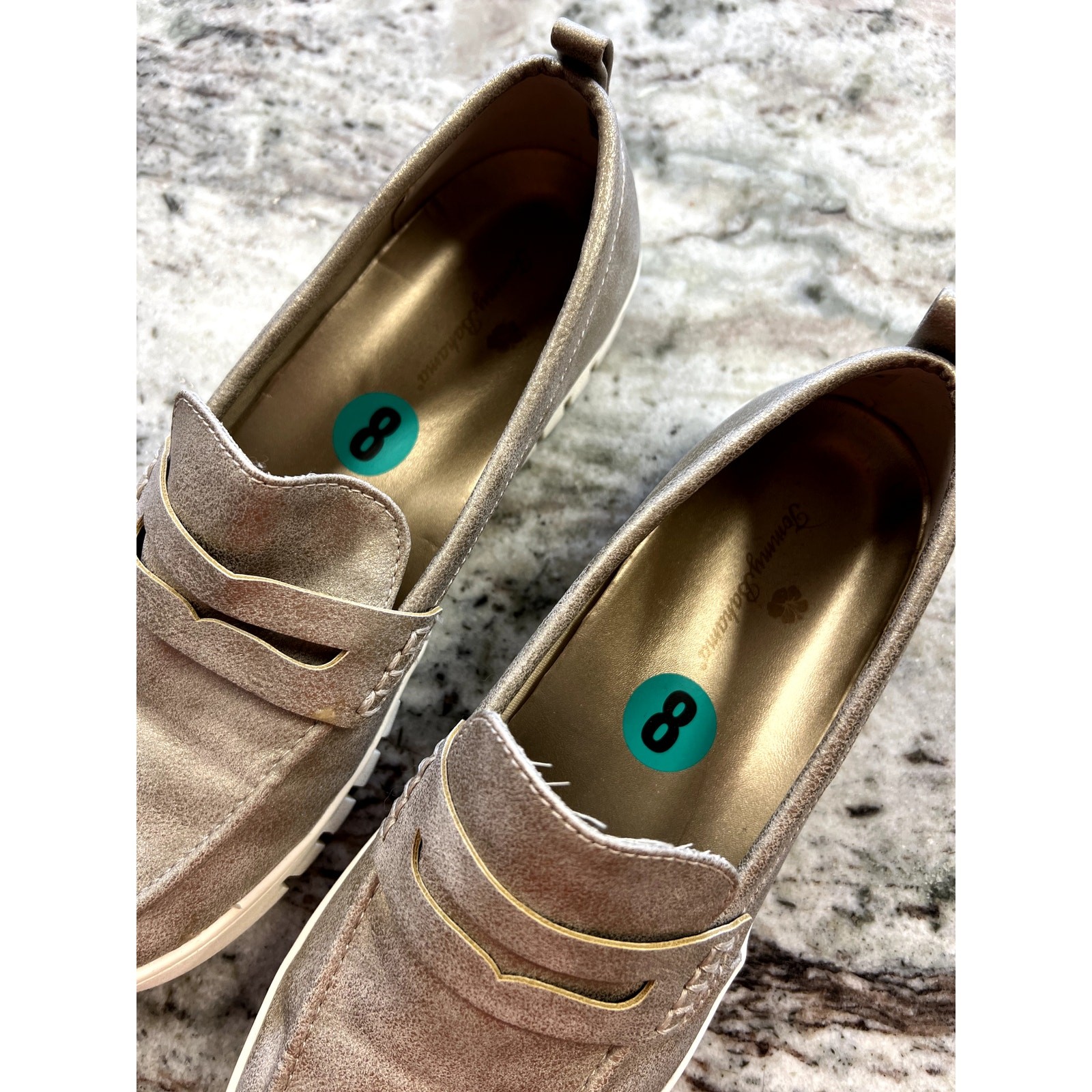 Tommy Bahama Venus Penny Loafer Slip On Shoes Size 8