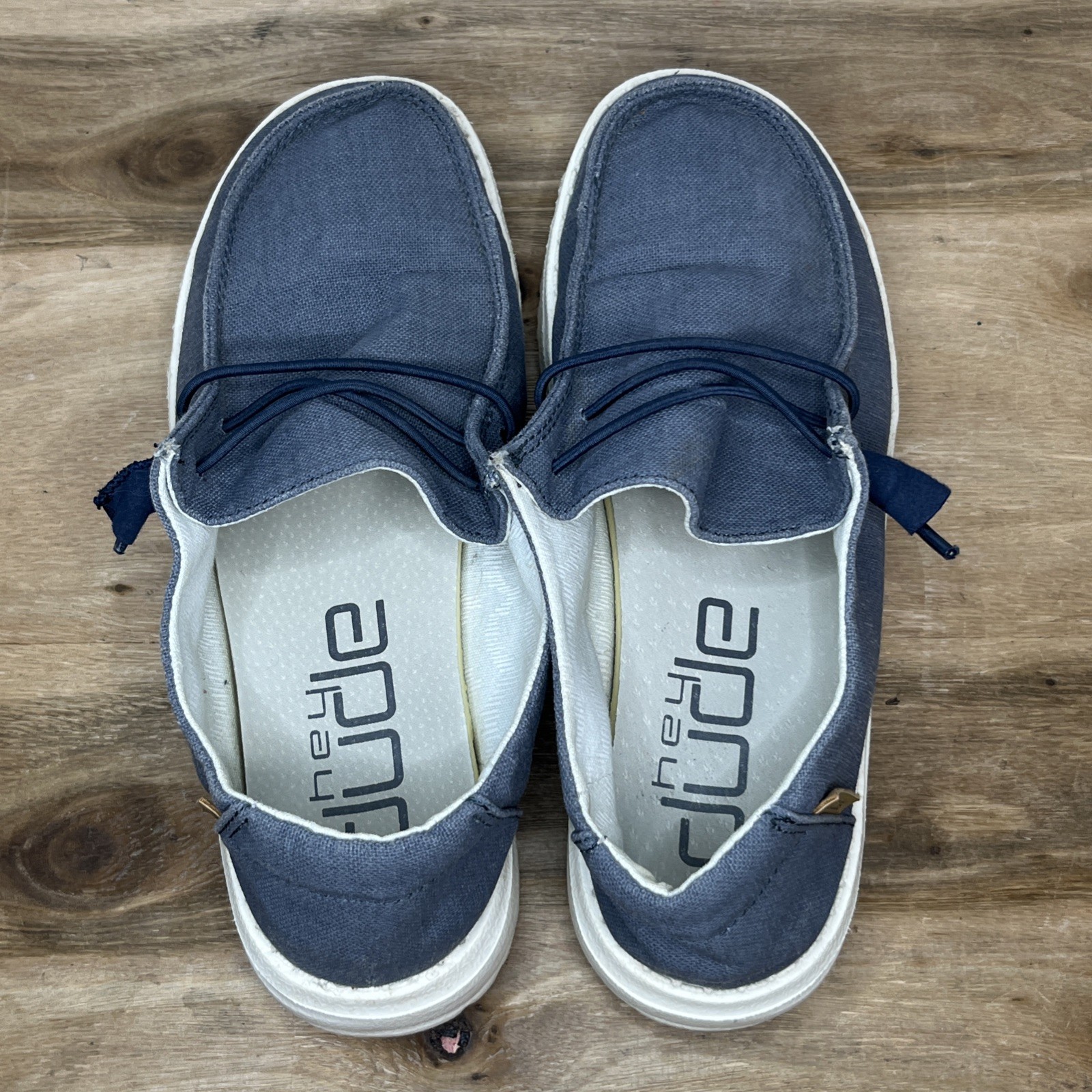 Hey Dude Women’s Wendy Chambray Navy White Canvas Slip On Shoes Sz 6