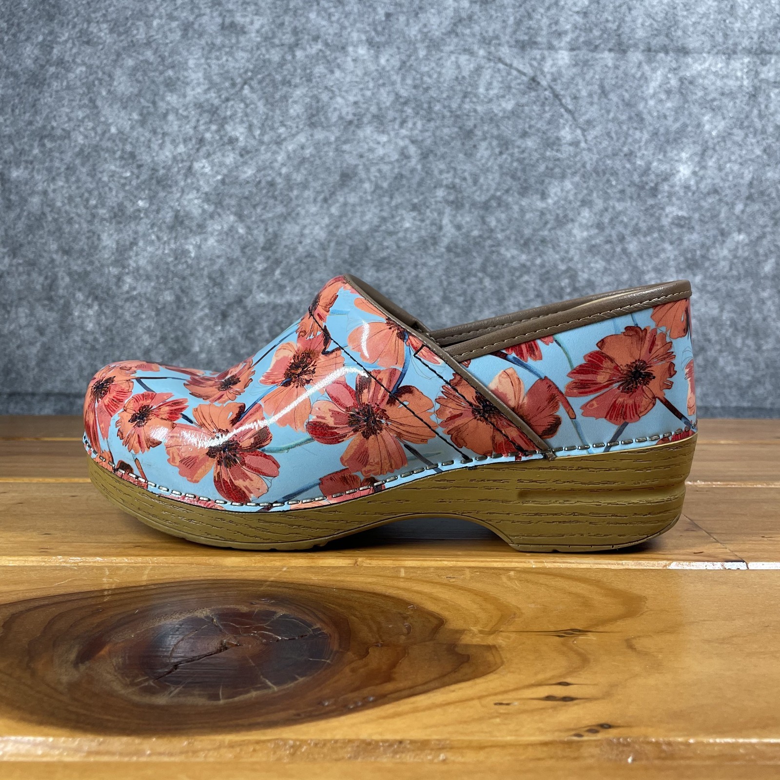 Dansko Womens Clogs Size 10.5-11 EU 41 Blue Orange Poppy Flower Patent Slip On