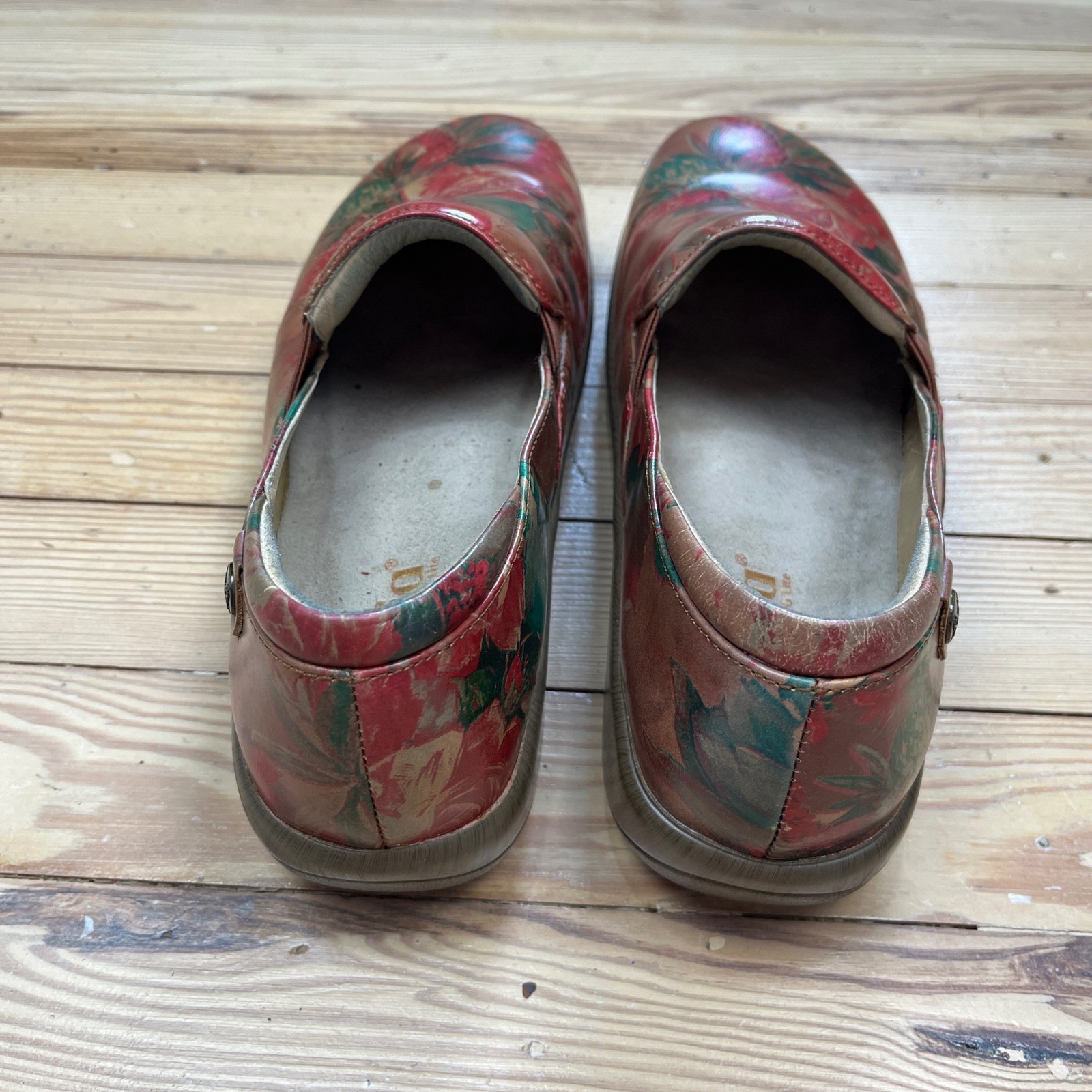 Alegria Keli Professional Leather Clogs Red Floral Slip Resistant EU 40 vibrant