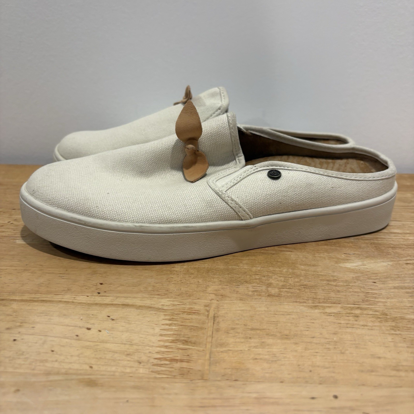 Spenco Audrey Canvas Slide Mules Slip On Women’s Size 8.5 D Beige Bows