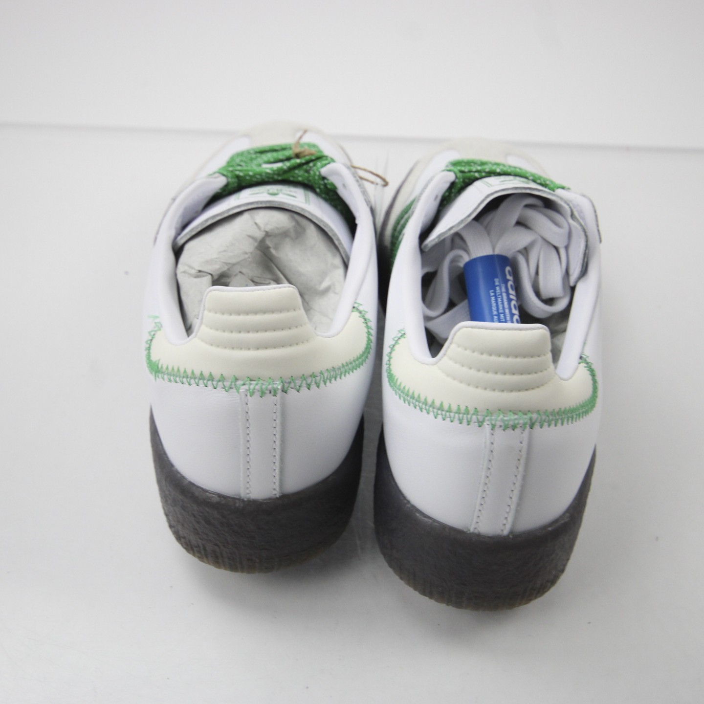 adidas Samba Casual Shoes Women’s White New without Box Multiple Sizes