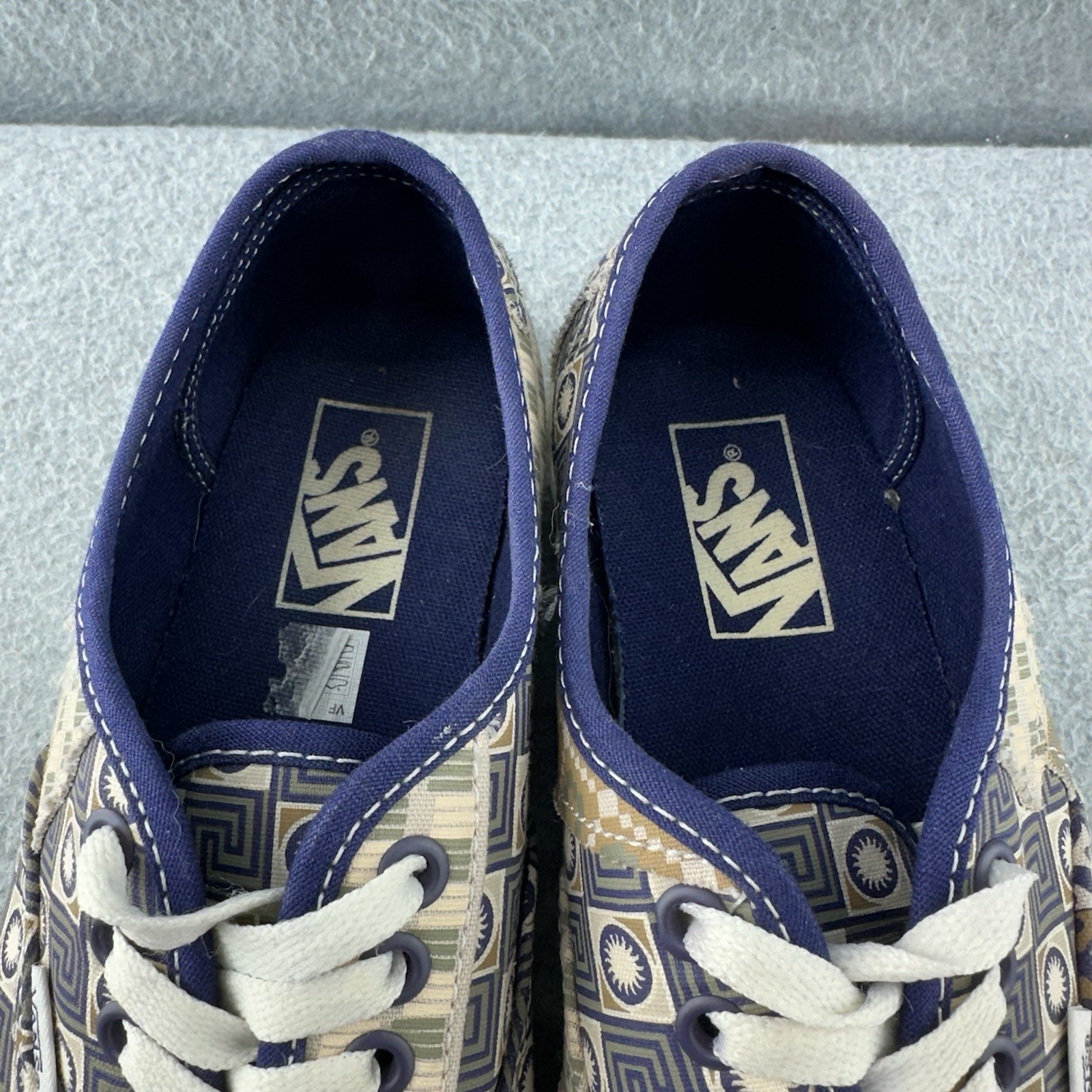 Vans Low Geo Trek Patchwork Womens Size 10 Aztec Tribal Geometric Shoes Sneakers