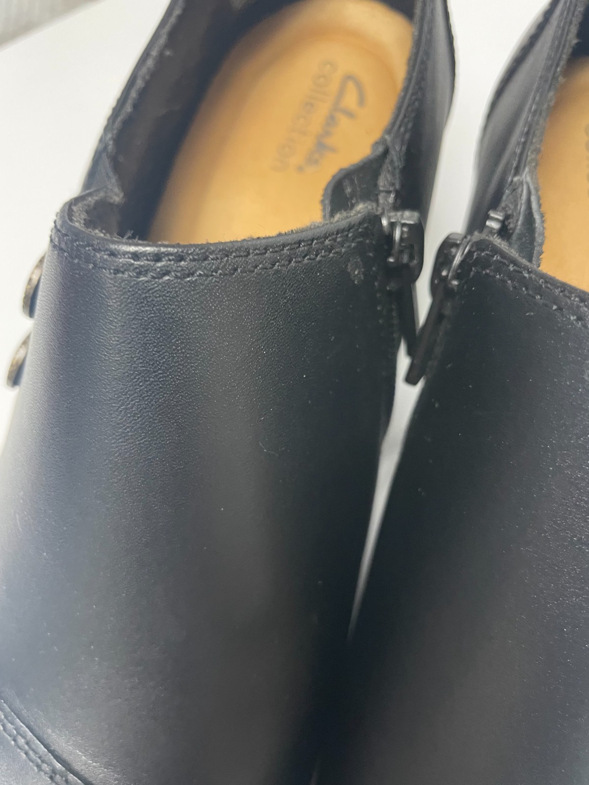 Clarks womens shoesSize 10 U.S.Black