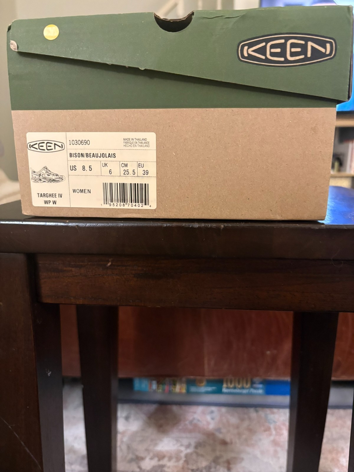 New KEEN Targhee IV Waterproof Hiking Shoes-Women’s Size 8.5 (EU 39)