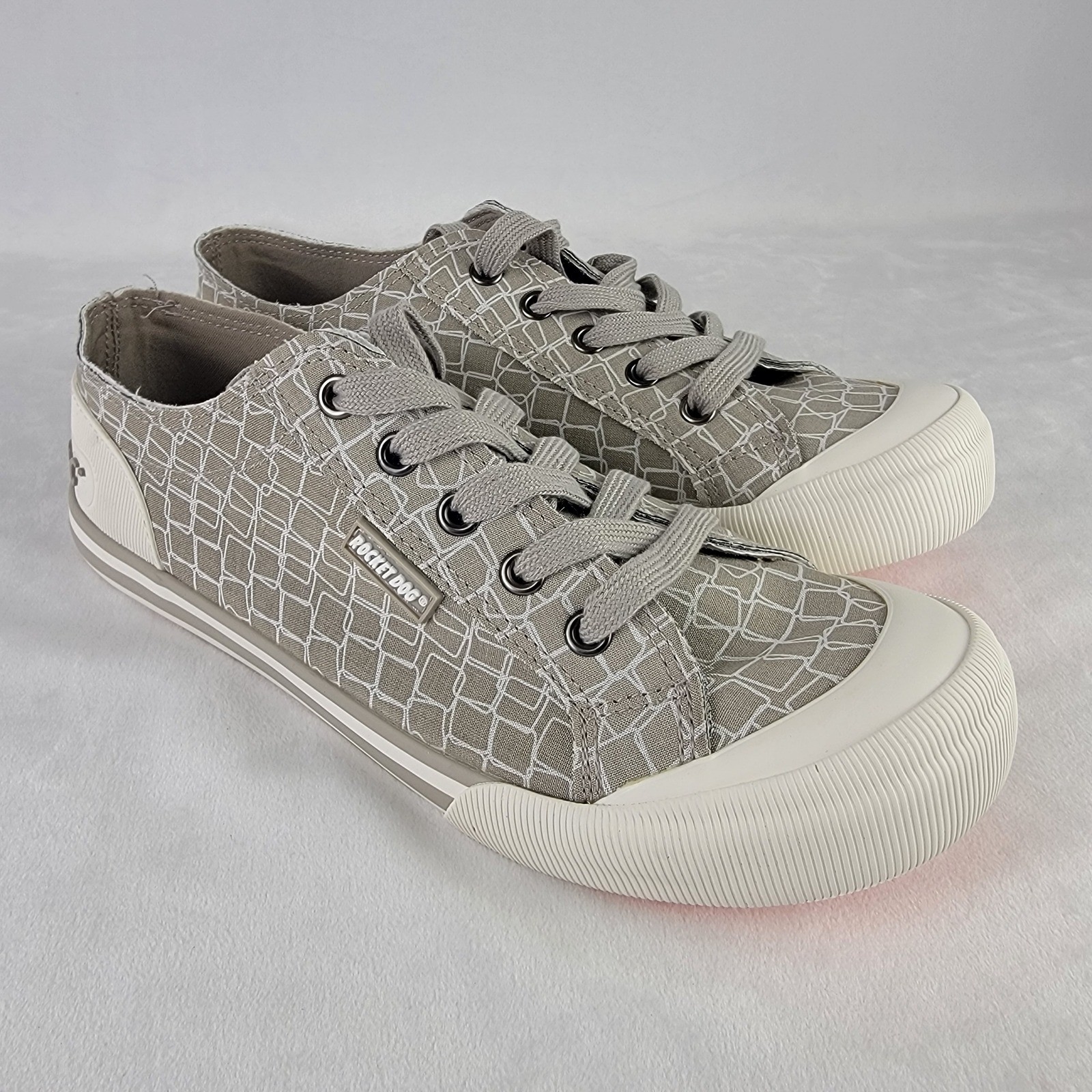 Rocket Dog Jazzin Taupe Geometric Canvas Low Top Sneakers Women 8.5 JAZZINCLN