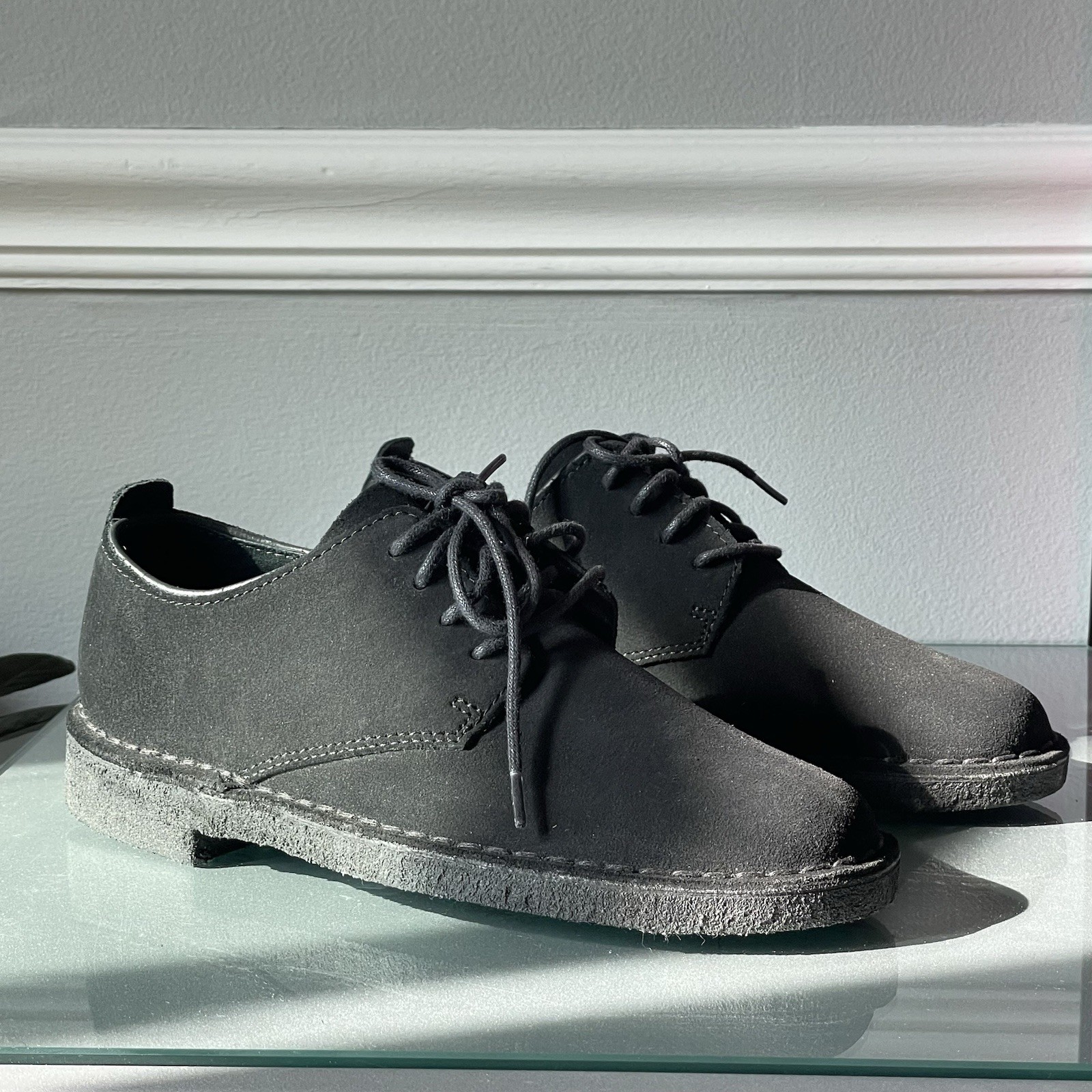 Clarks Desert London Black Suede Women’s Oxfords Shoes US 7.5 / UK 5 / EU 38