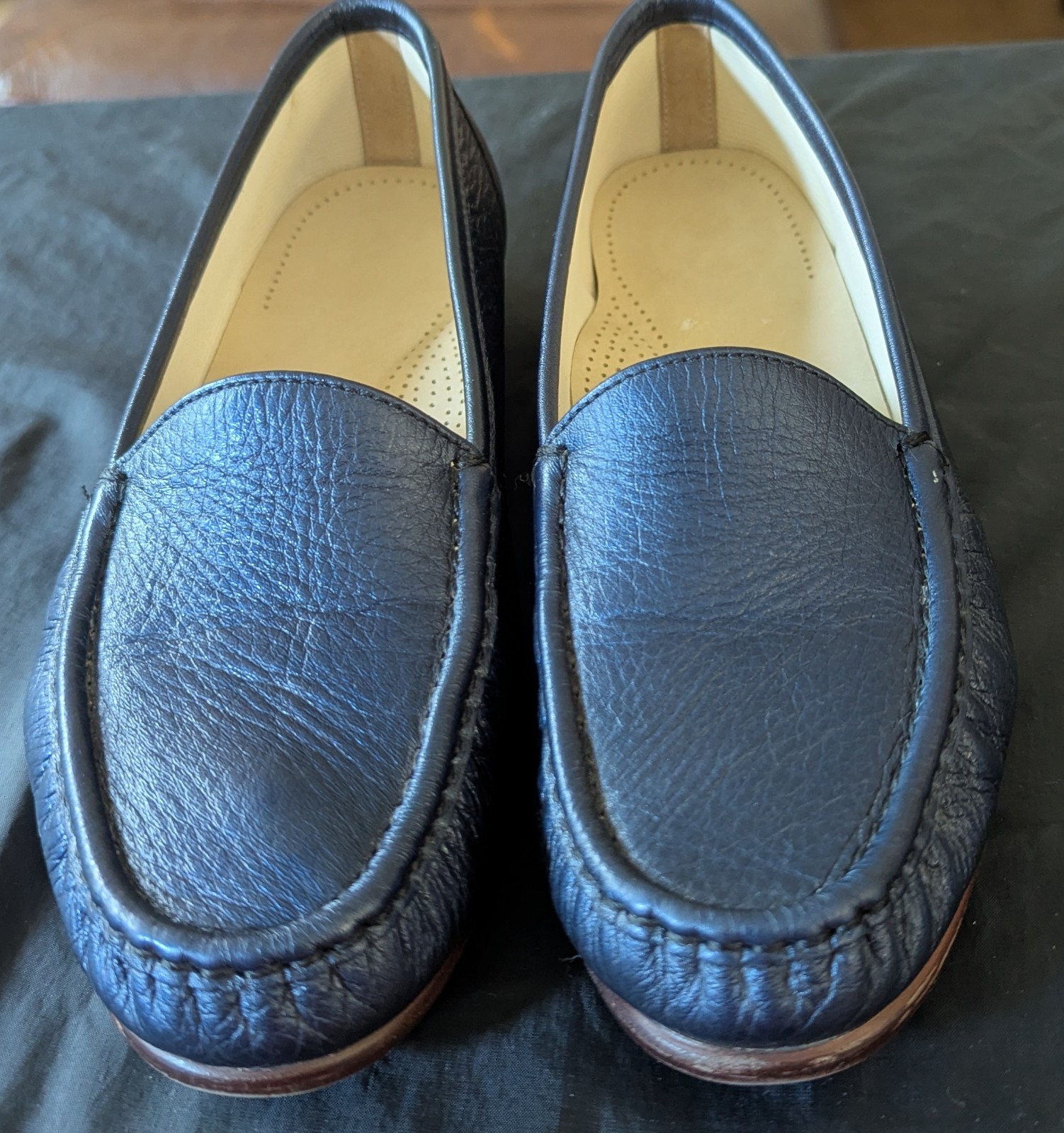 SAS Simplify Tripad Comfort Loafers Womens 9M Navy Blue Leather Slip On Shoes