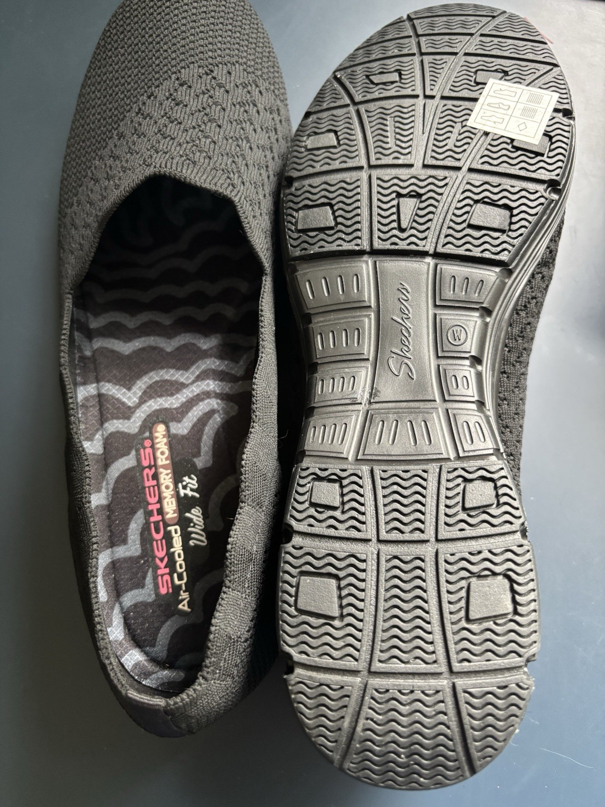 Skechers Memory Foam Black Slip-on Shoes, Women’s 11 Wide Fit