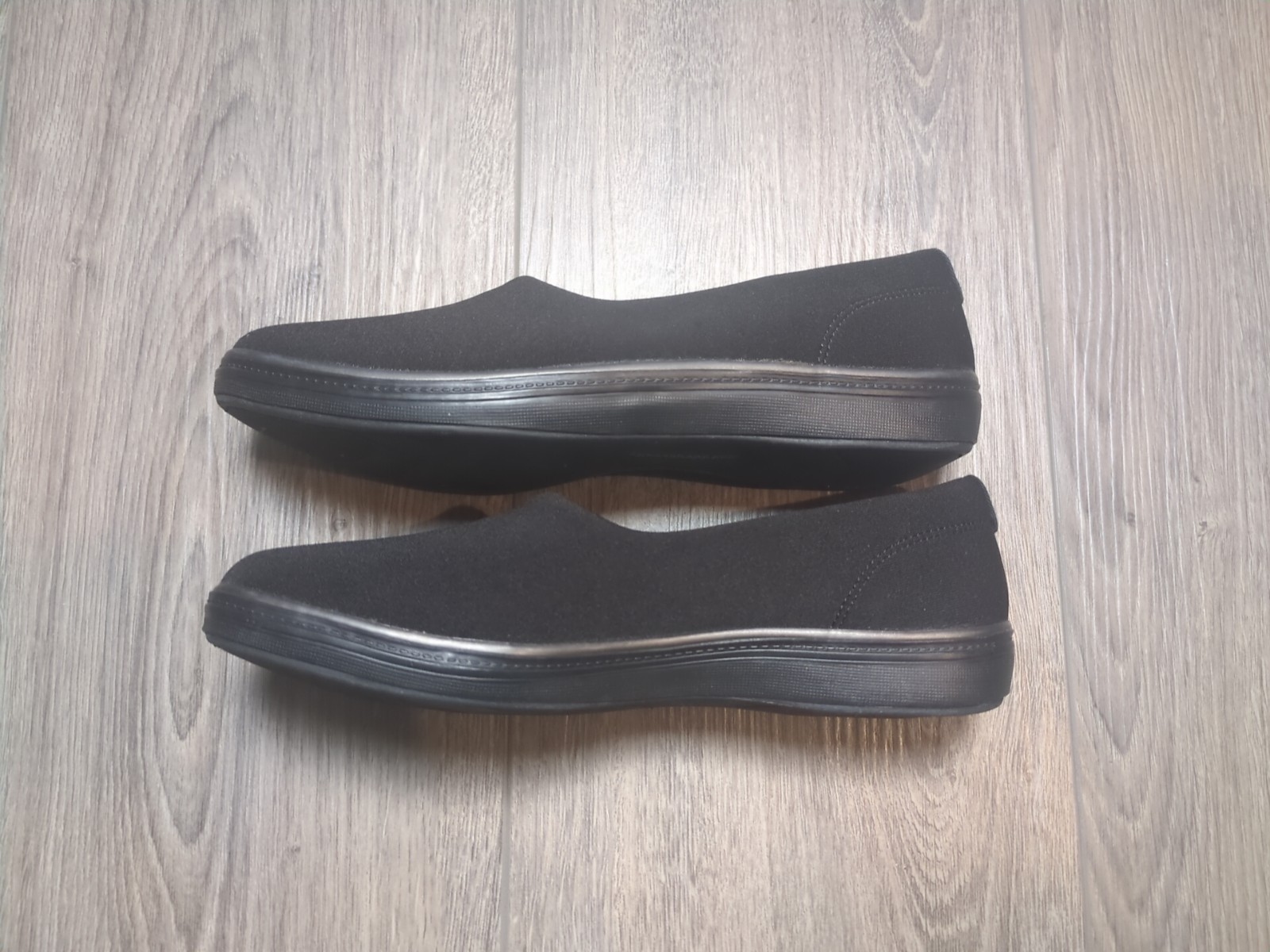 Grasshoppers Women’s Lacuna Jersey Slip-On Wool Shoes Comfort – Size 8.5 W Black