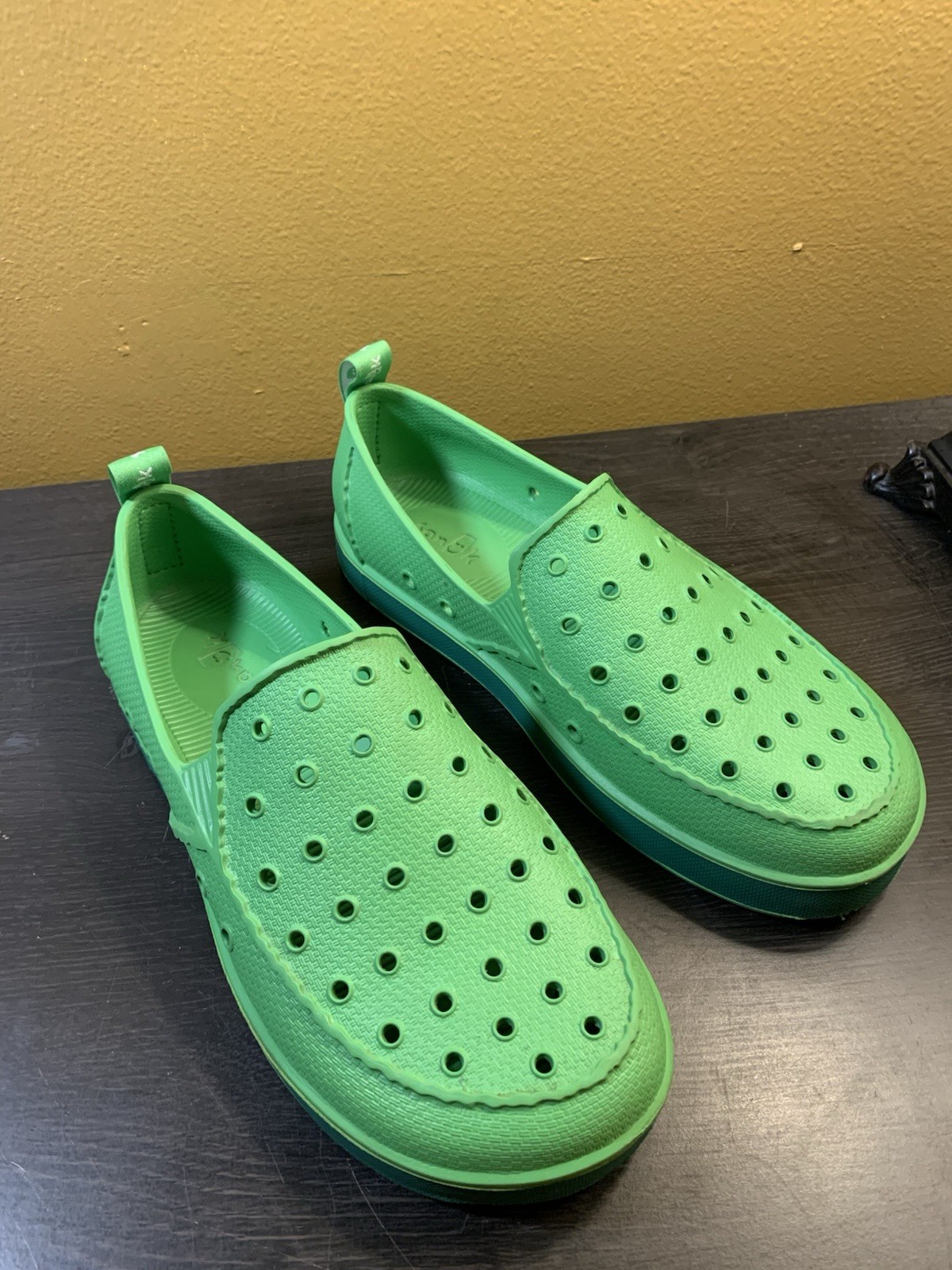 Sanuk Green Water Shoes Slip On Casual Loafers Women’s 8-8.5
