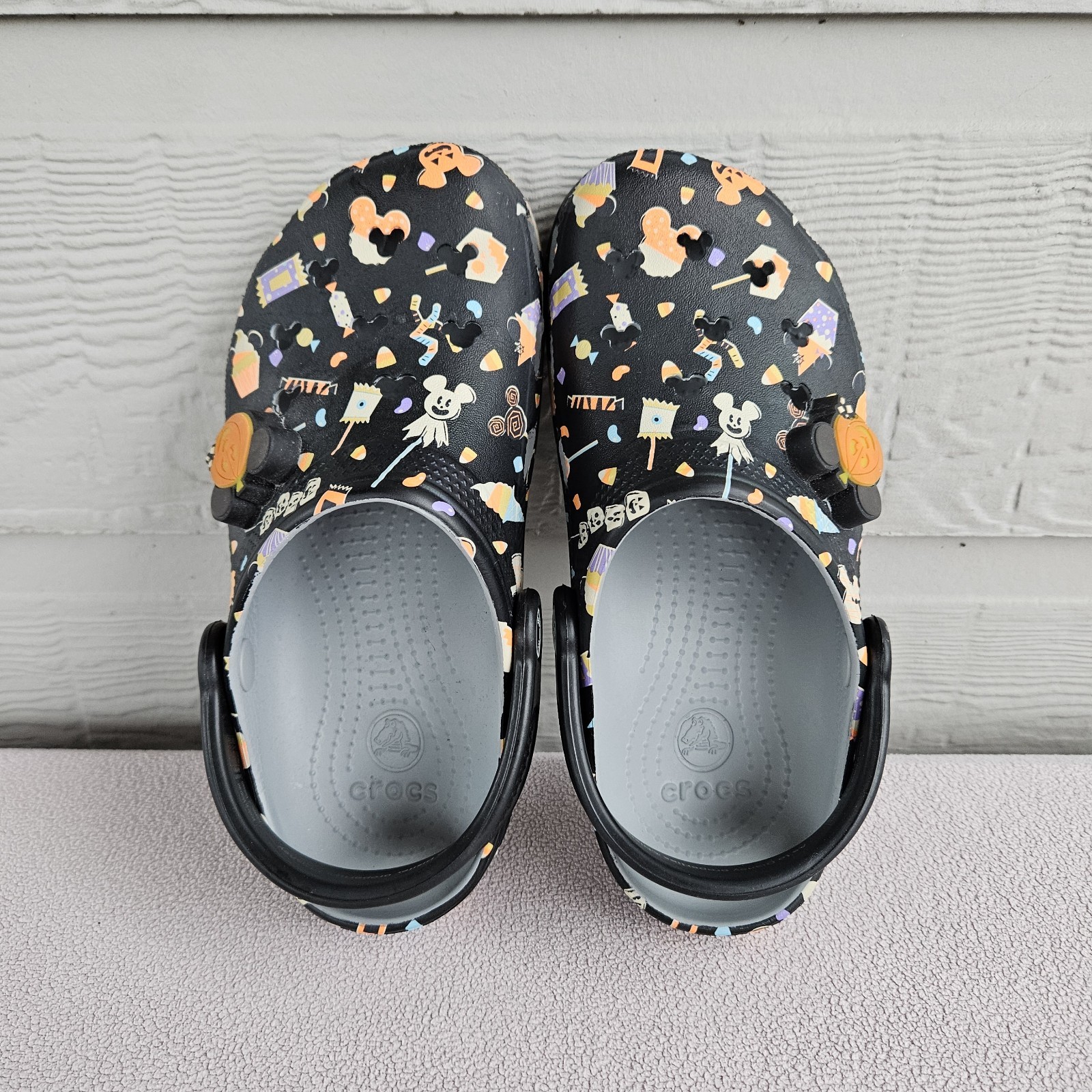 Crocs Classic Clog Disney Halloween Mickey Mouse Light-Up Slip-On Men 4 Women 6