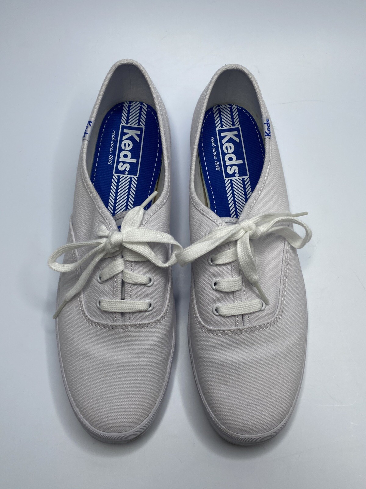New Keds Womens White Canvas Champion Slip On Flat Shoes WF34000S Sz 9.5