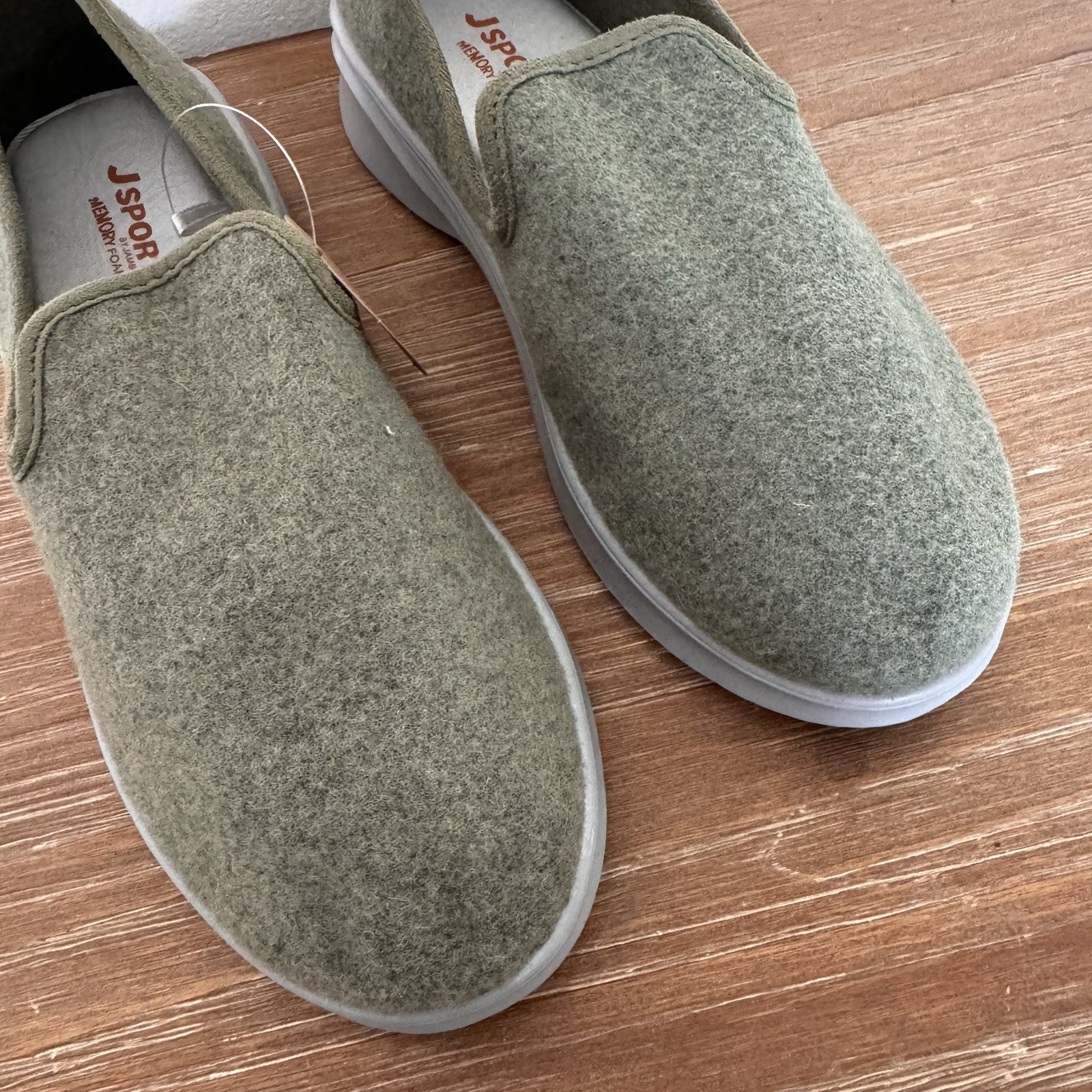 Women’s JSport by Jambu Loon Wool Slip On Memory Foam Shoe Sage Green Size 7M