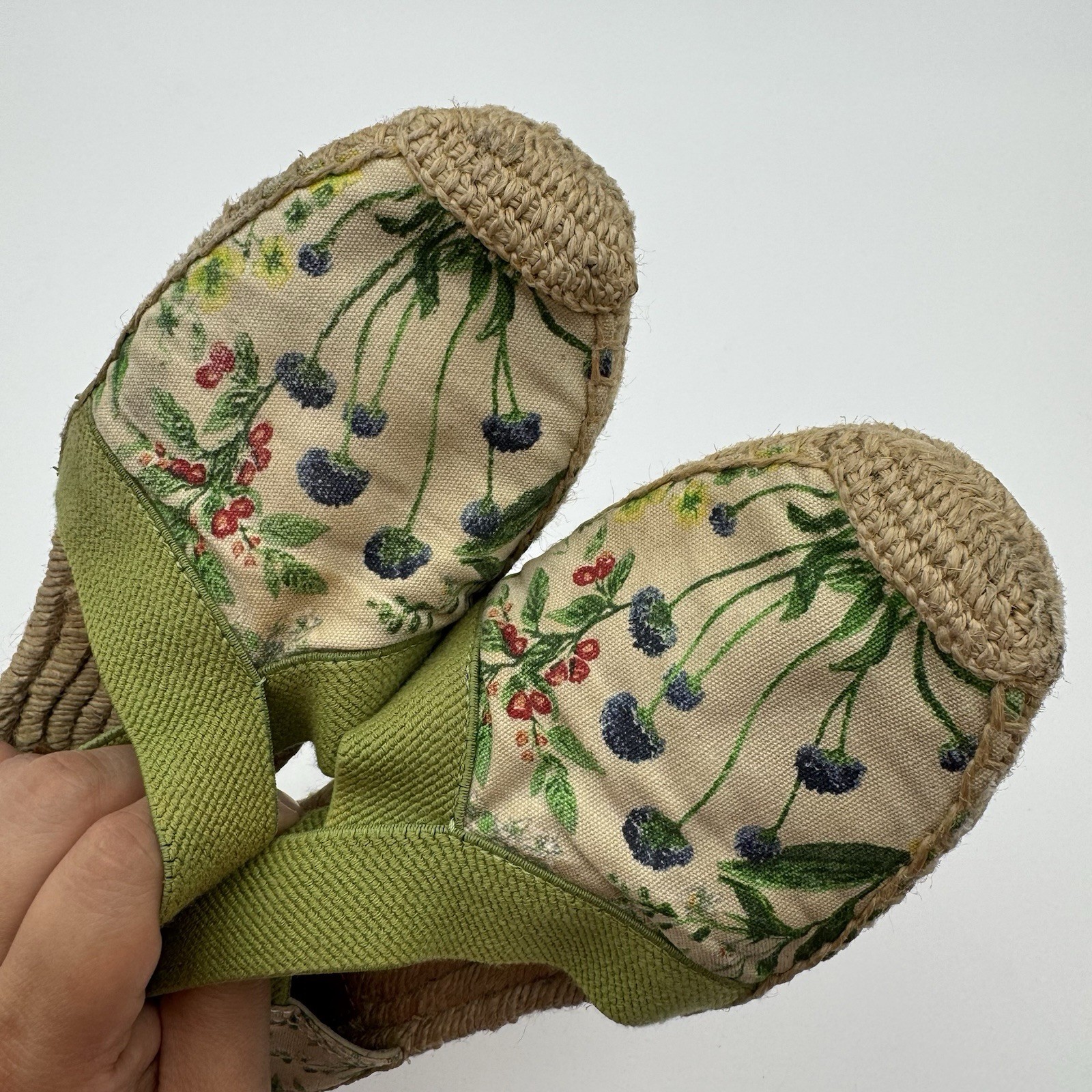 Tory Burch Catalina Floral Botanical Espadrilles Canvas Elastic Sz 8 1/2 Flaws