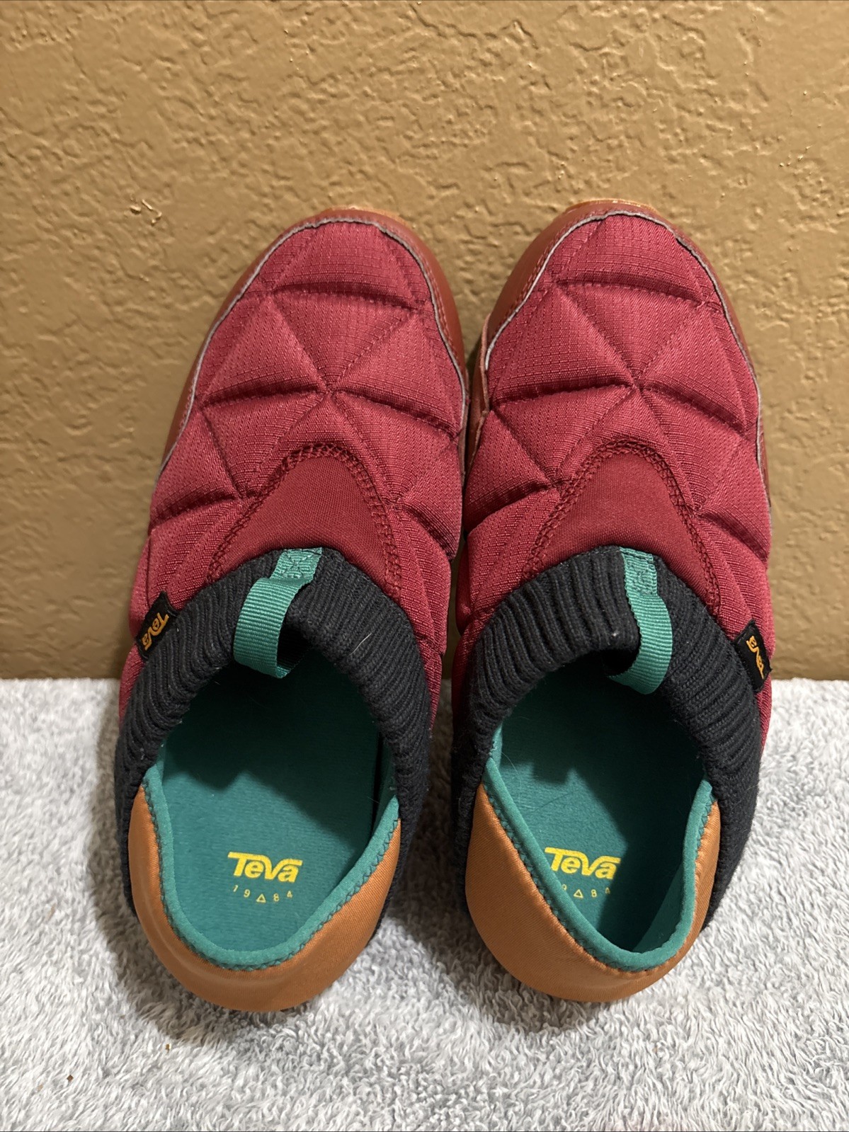 Teva Size 10 Quilted ReEmber Multicolor Slipper Shoes