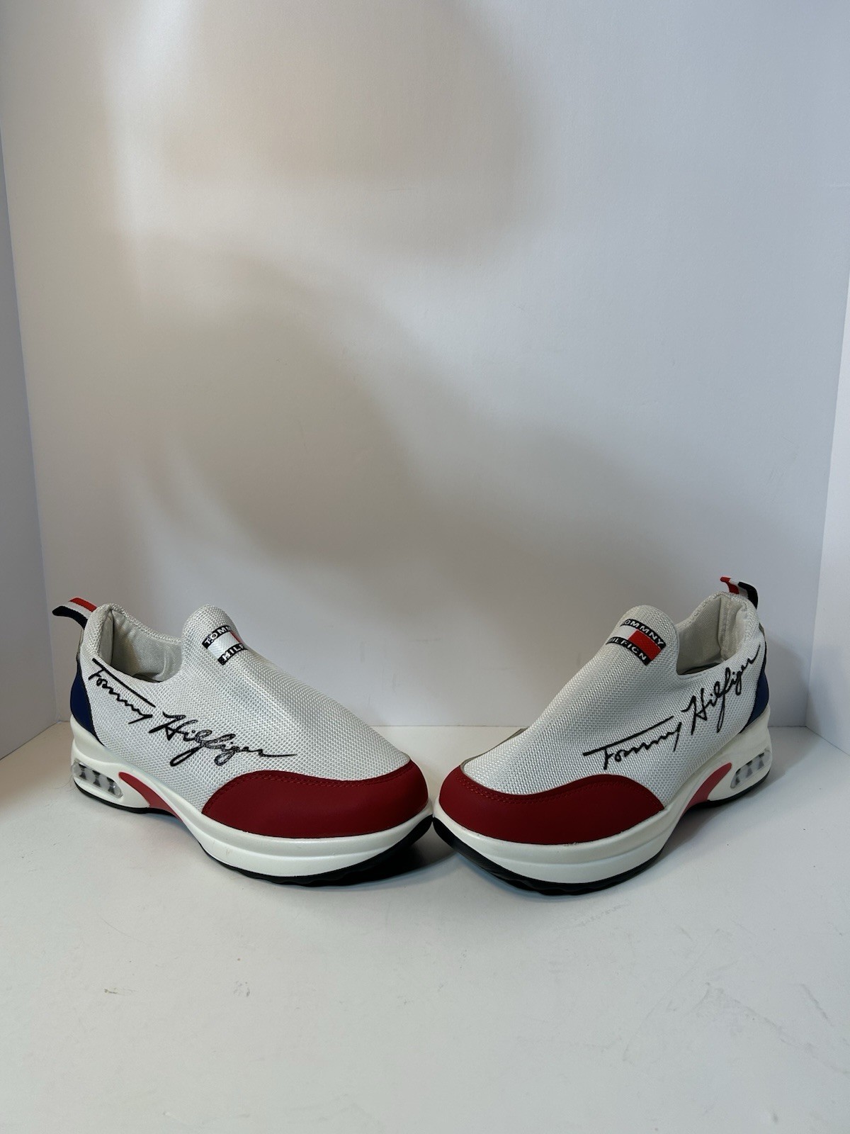 Tommy Hilfiger Women’s Shoes Size 7
