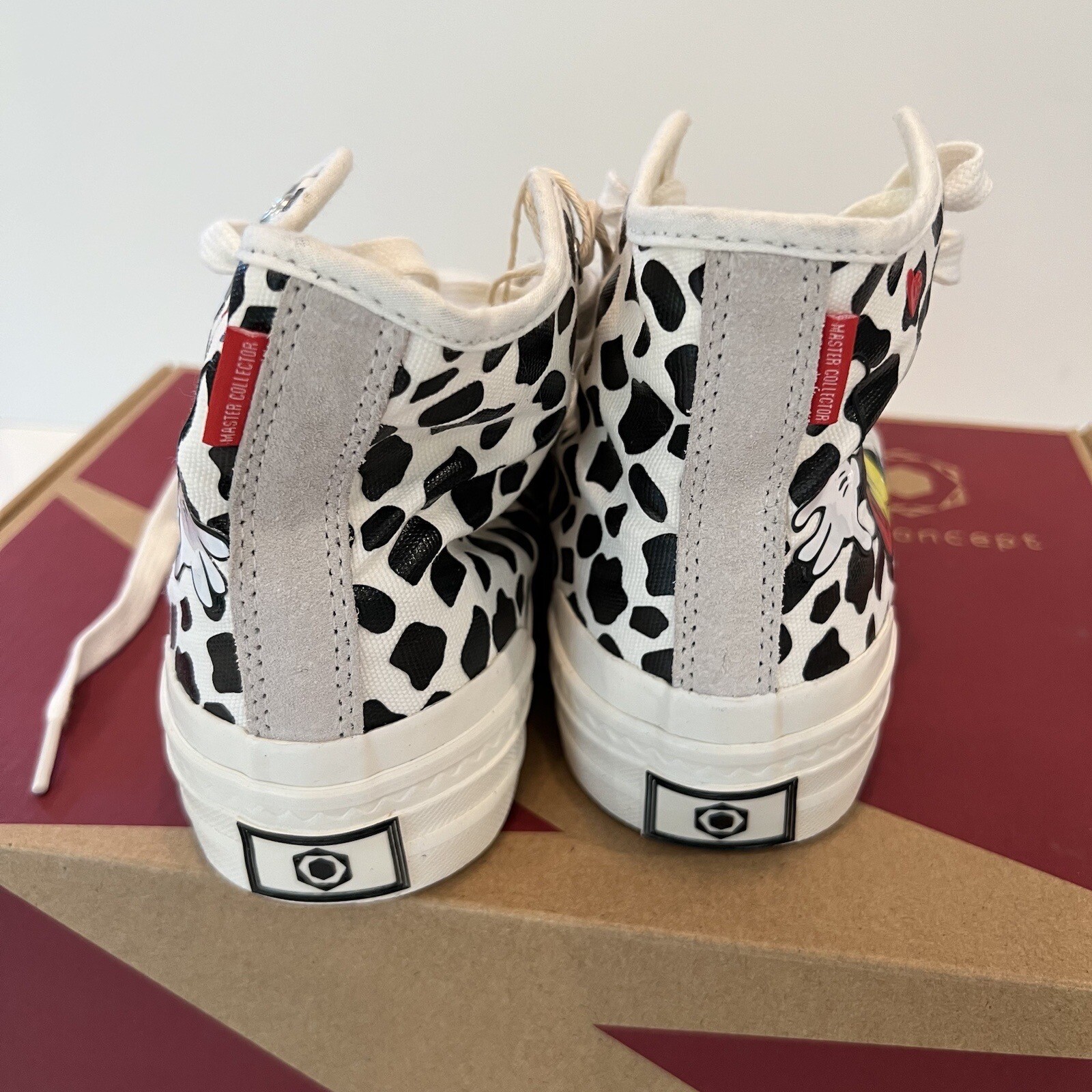 New Moa Concepts High Top Disney Sneakers Sz 37 / W6.5 / M5 Shoes Mickey Mouse