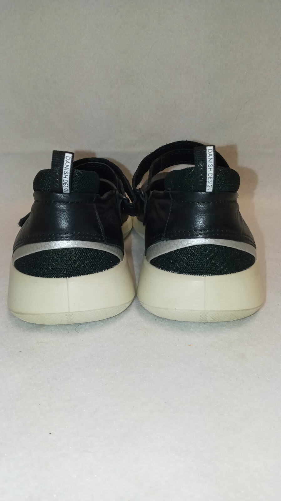 Ecco Black Leather Mary Jane Hook & Loop Shoes Size 37 / 7