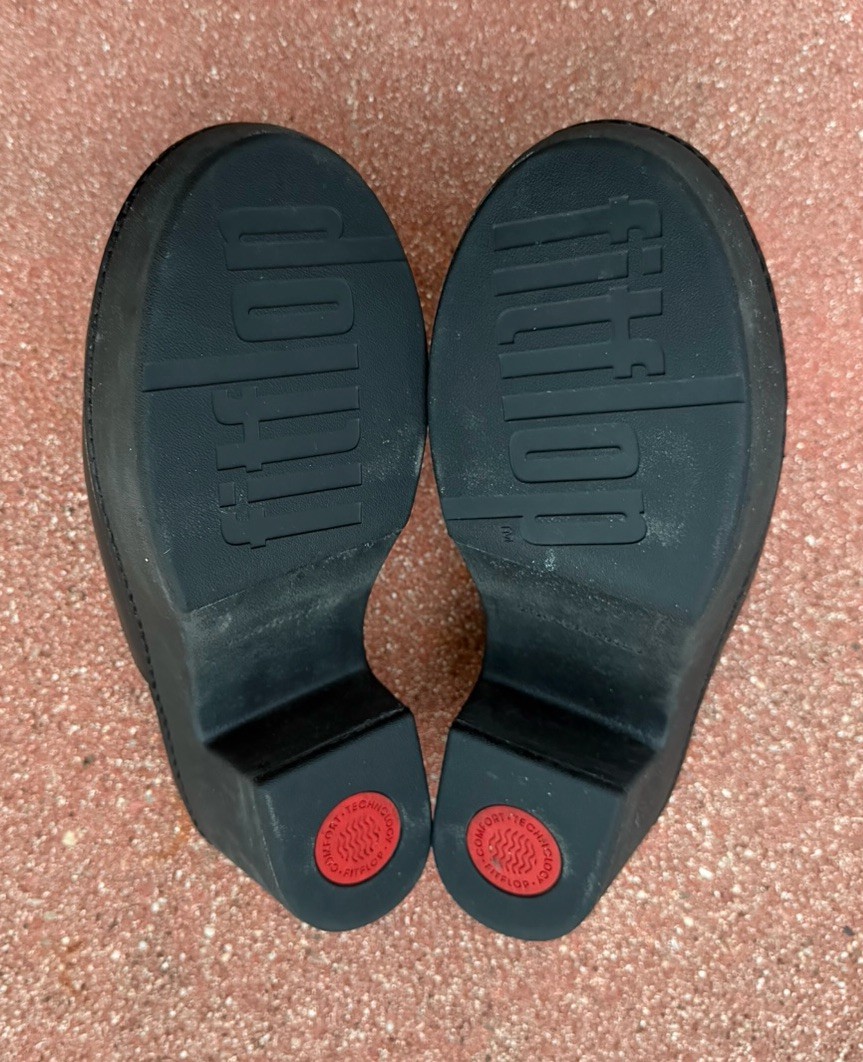 FitFlop Pilar Black Leather Clogs US 8.5 Platform Mules Women’s 40