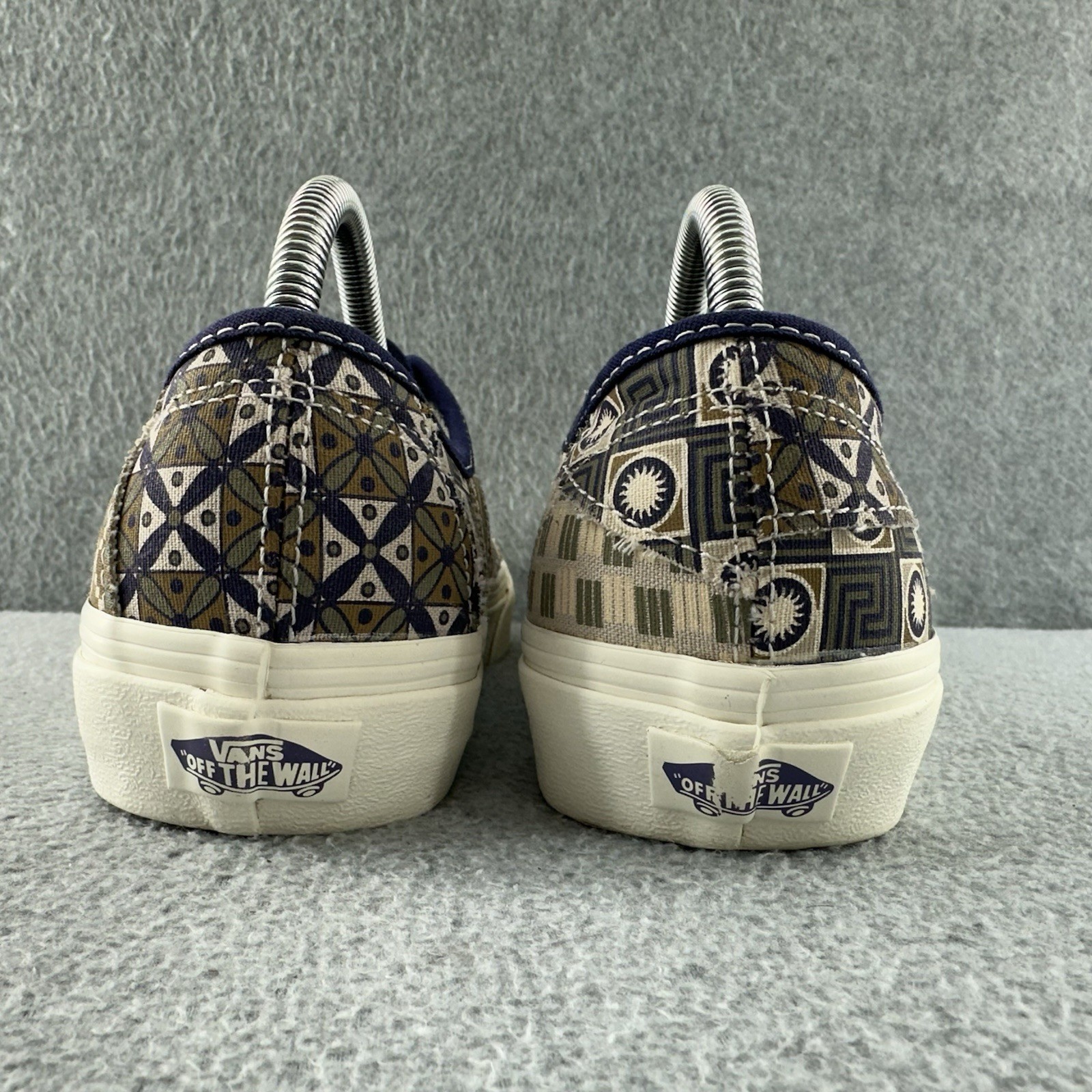 Vans Low Geo Trek Patchwork Womens Size 10 Aztec Tribal Geometric Shoes Sneakers