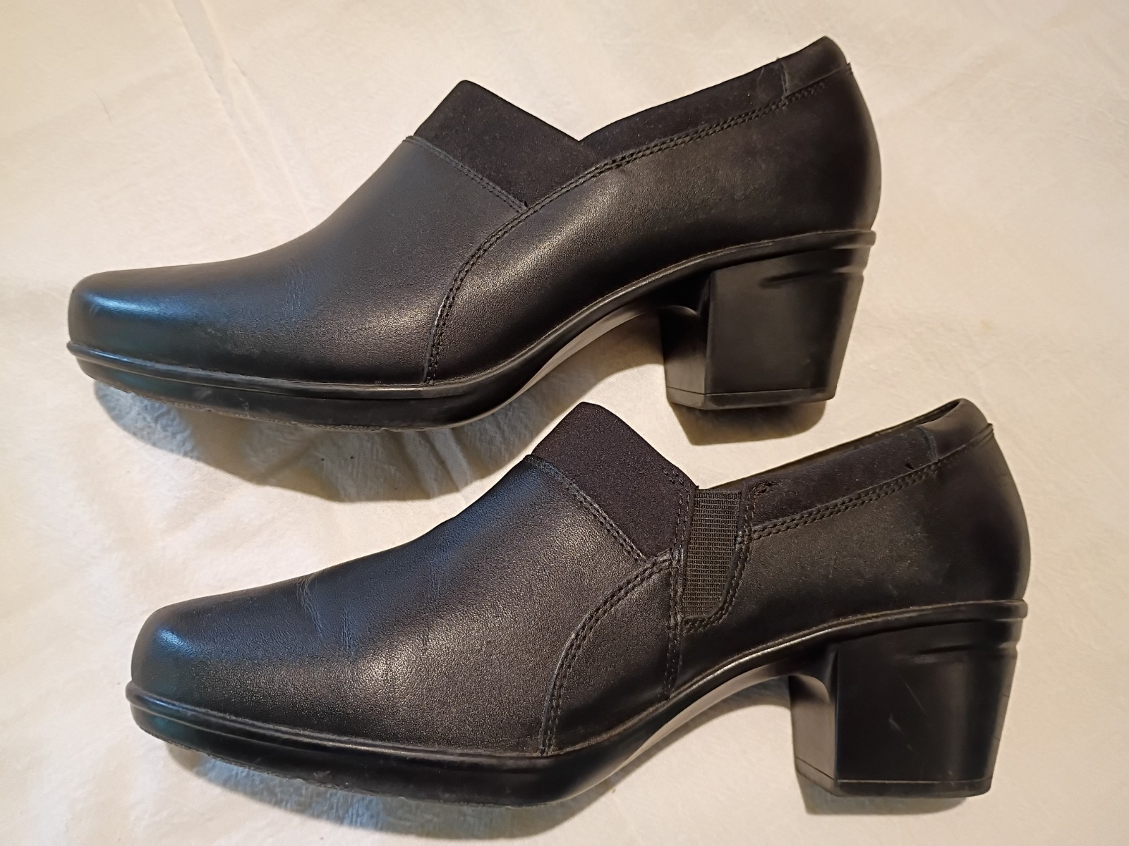 Clarks Women’s Emslie Summit Size 10 Black Leather Upper Slip On Comfort