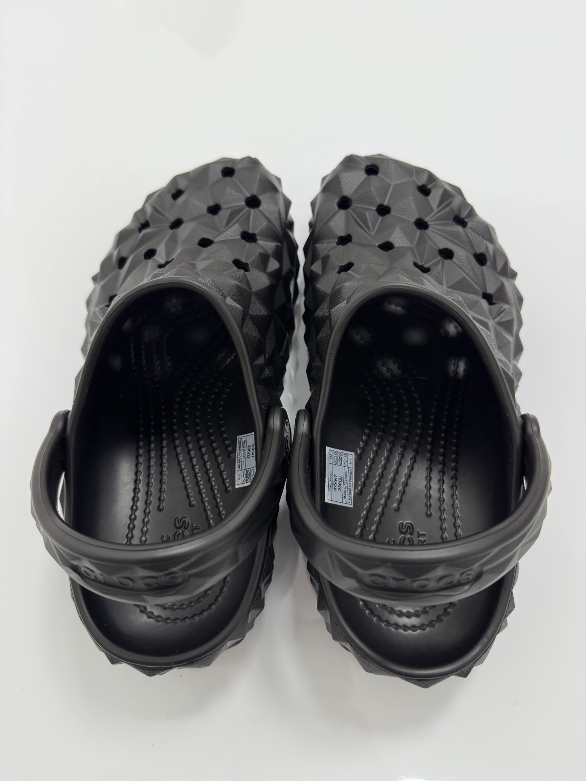 Crocs Unisex Geometric Classic Clogs–Waterproof Lightweight Slip-On Comfort Shoe