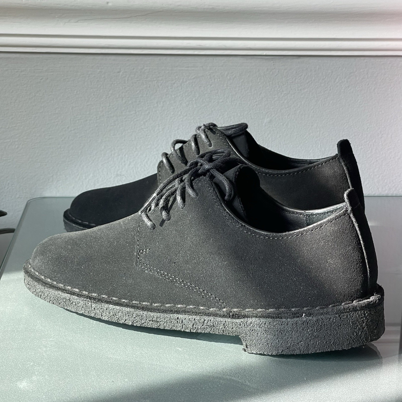 Clarks Desert London Black Suede Women’s Oxfords Shoes US 7.5 / UK 5 / EU 38