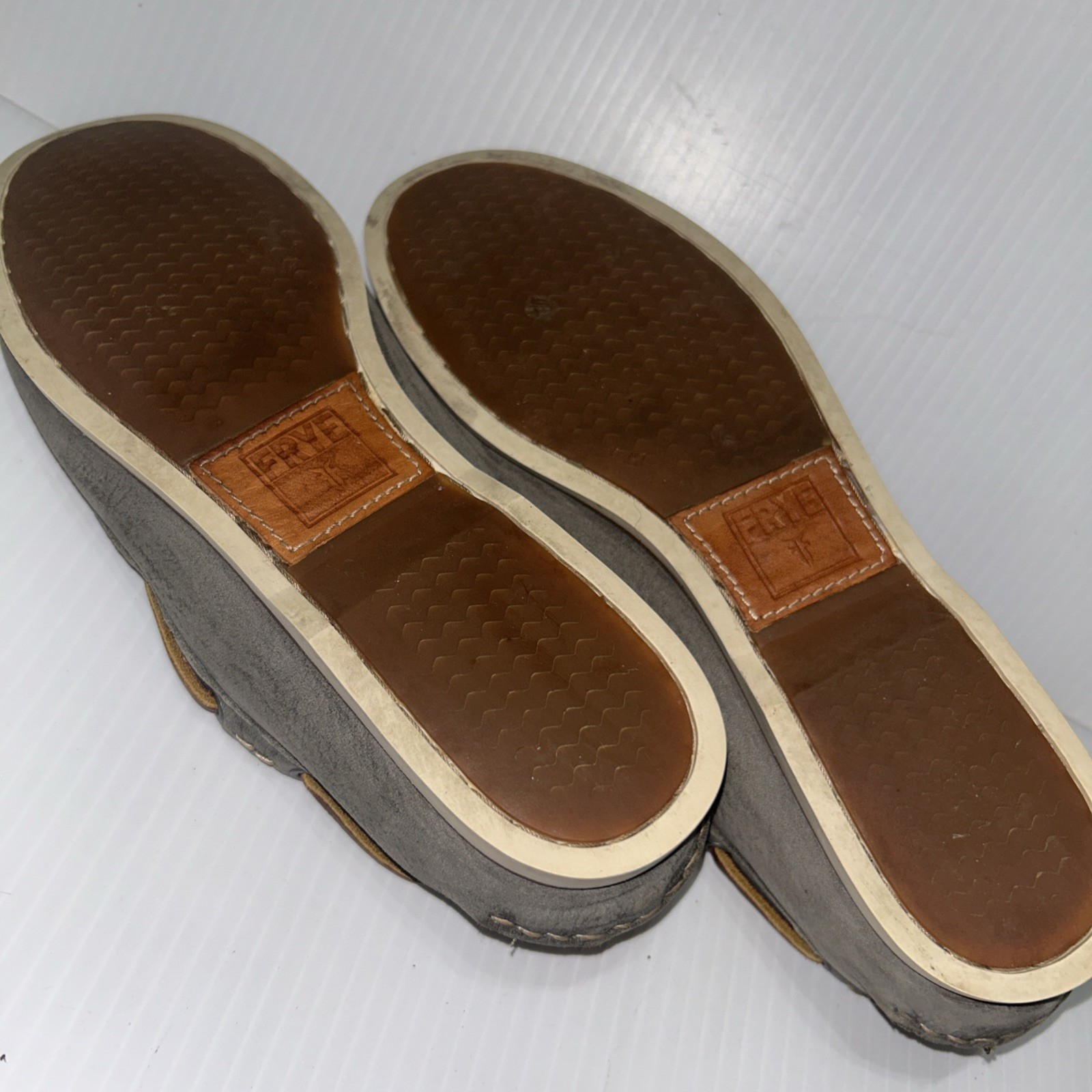 FRYE Quincy Tie Boat Shoes Womens 9M Gray Leather Moc Toe Loafers Casual 3472548