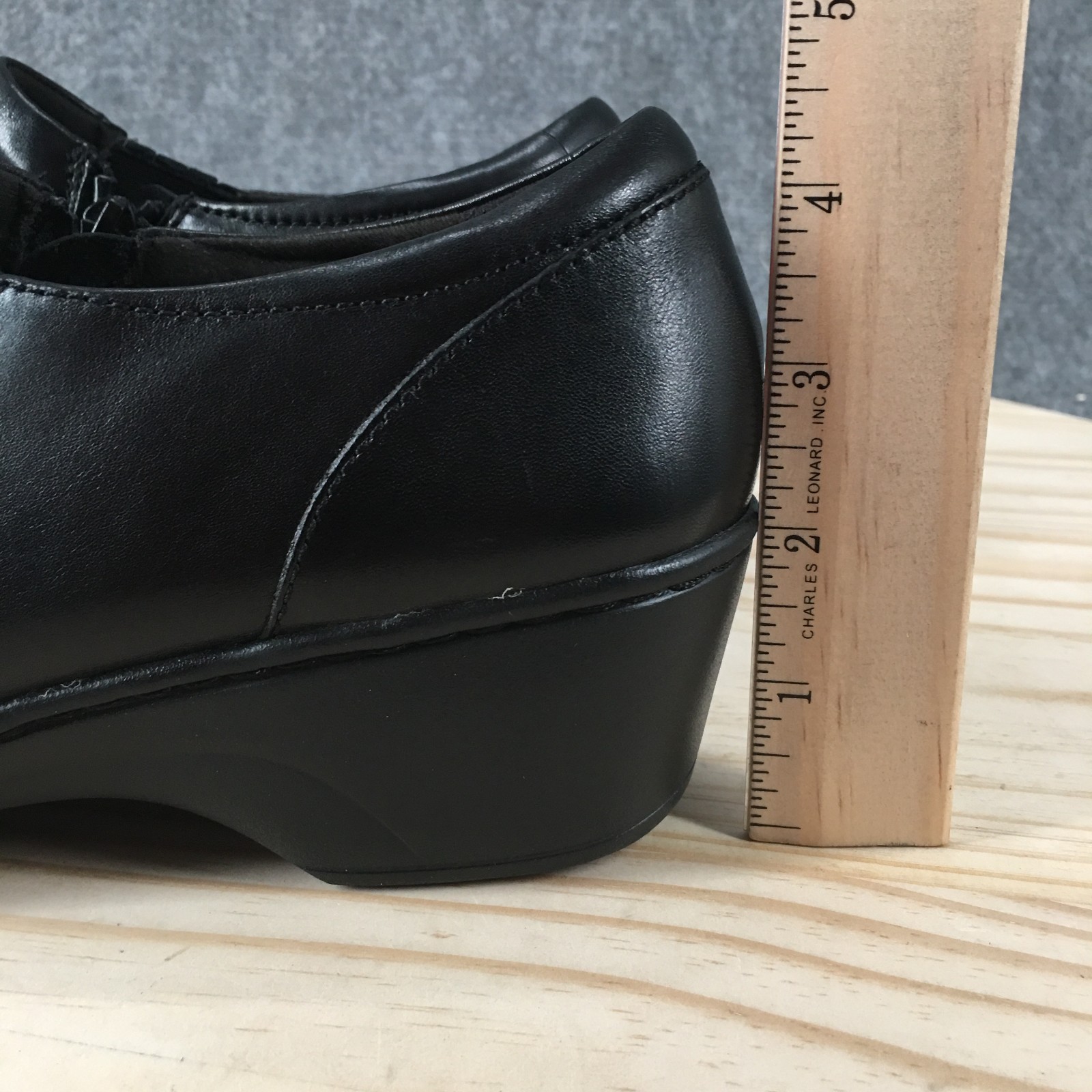 Clarks Collection Channing Essa Loafer Shoes Womens 10 W Leather Black 26108789