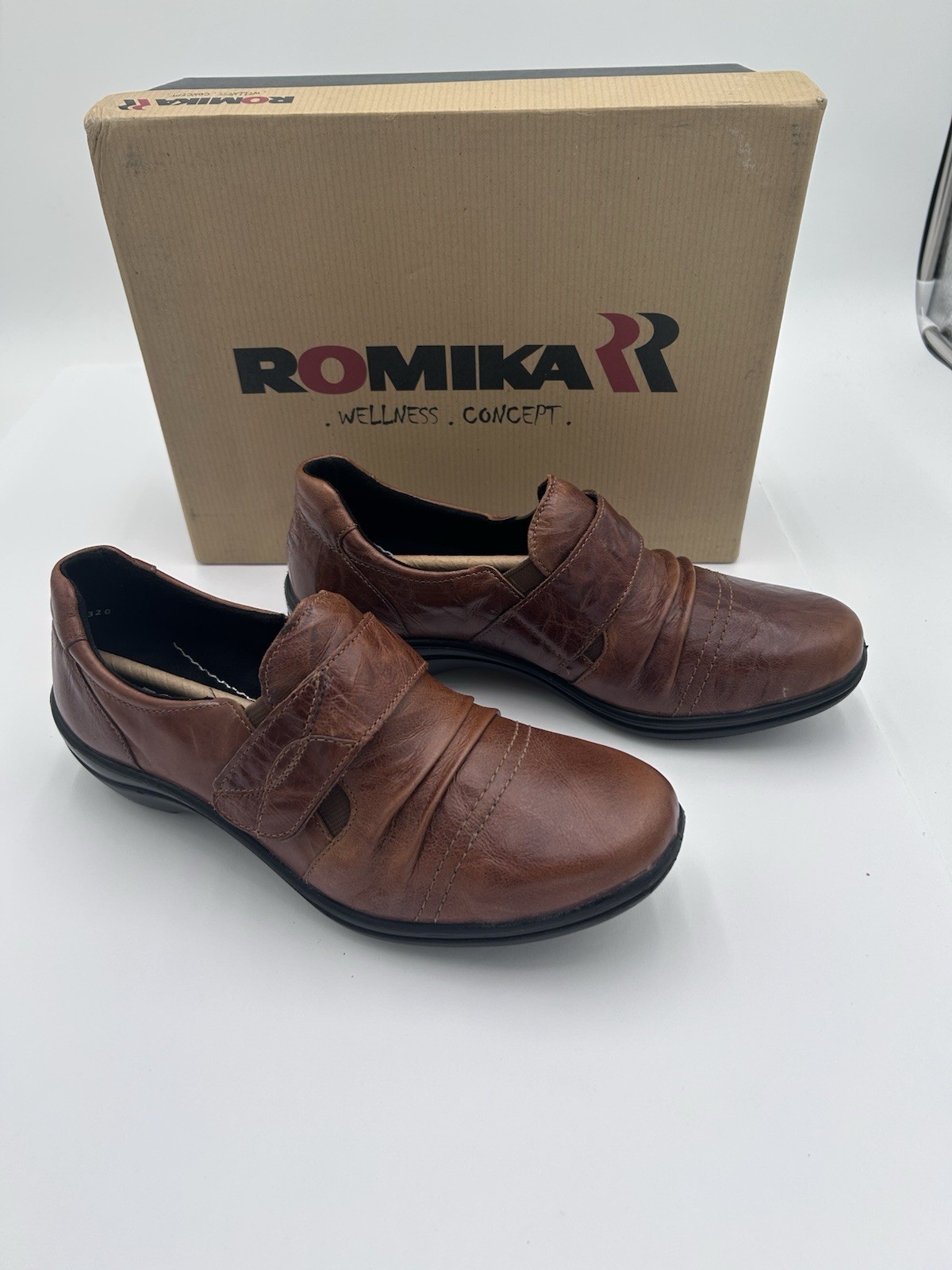 ROMIKA Women’s CASSIE 43 Slip-On Leather Shoes BRANDY (BROWN) 7-7.5M (38) NIB