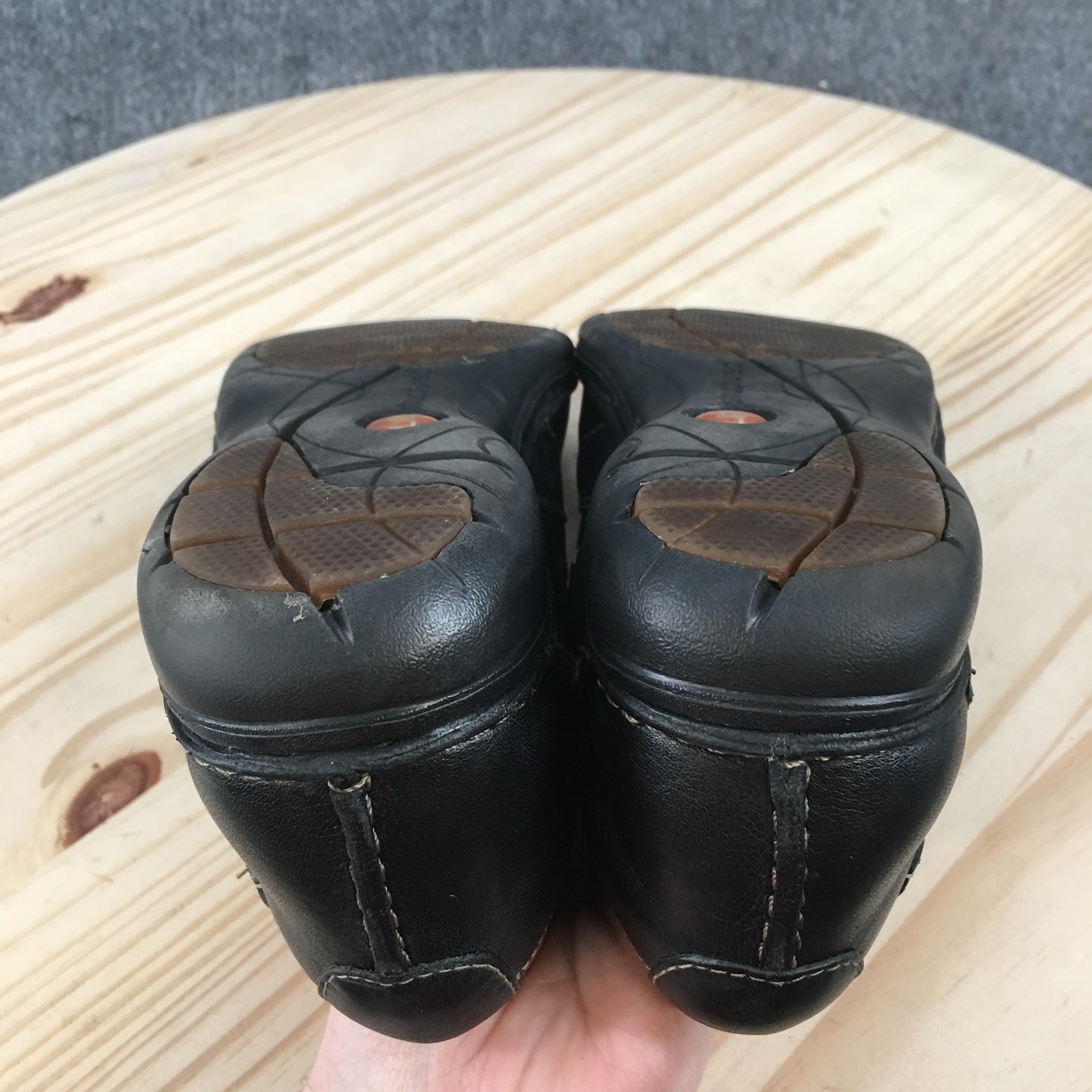 Unstructured Clarks Un Loop Loafer Shoes Womens 8.5 Wide Button Leather Black