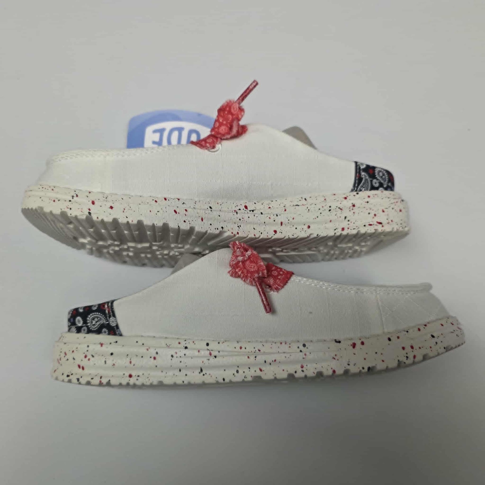 Hey Dude Women’s Wendy Slip Americana Paisley White/Multi NIB! 2026