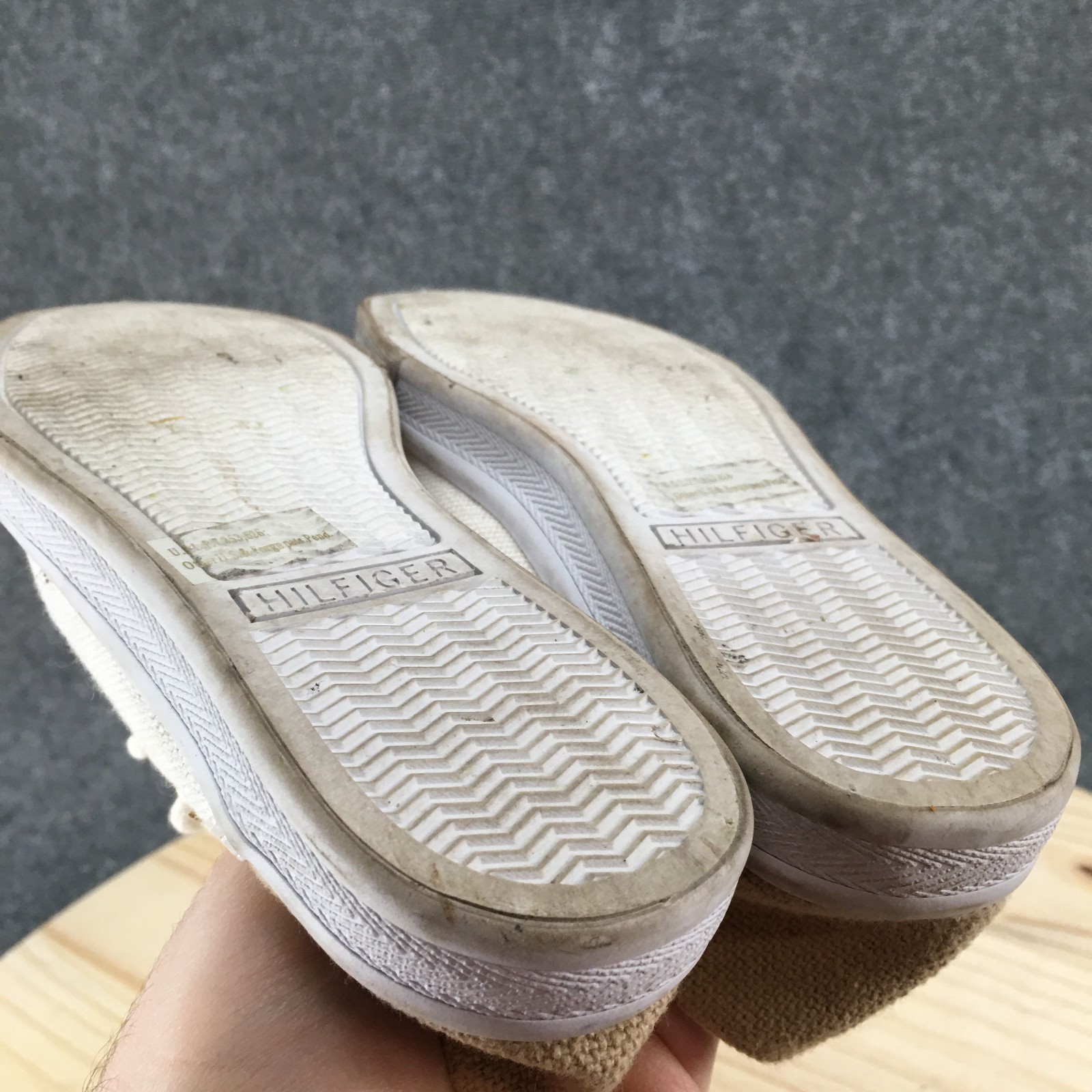 Tommy Hilfiger Shoes Womens 6 M Flip 4 Casual Sneakers White Lace Up Low Top