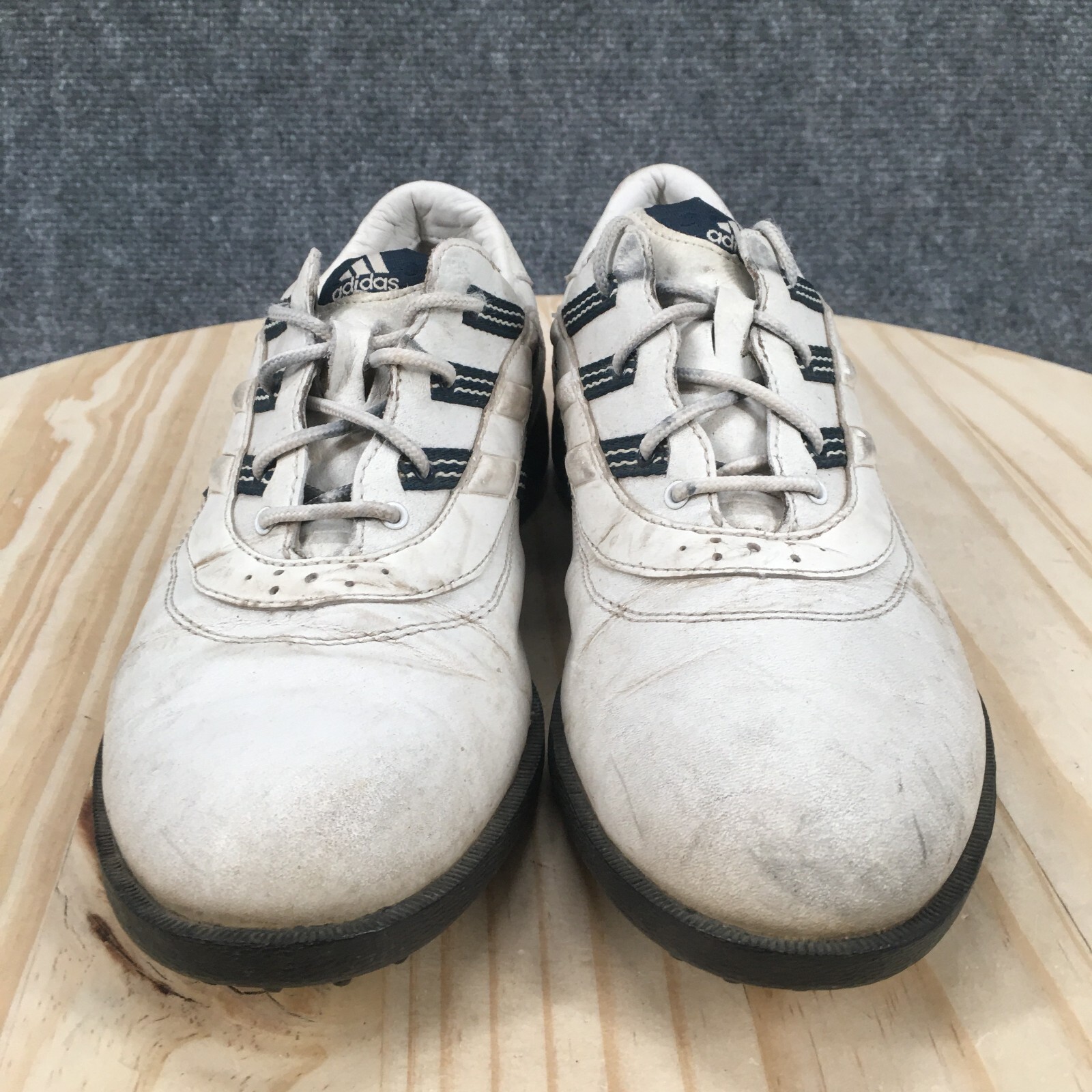 Adidas Shoes Womens 7.5 Golf Cleats Sneakers White Lace Up Low Top Comfort