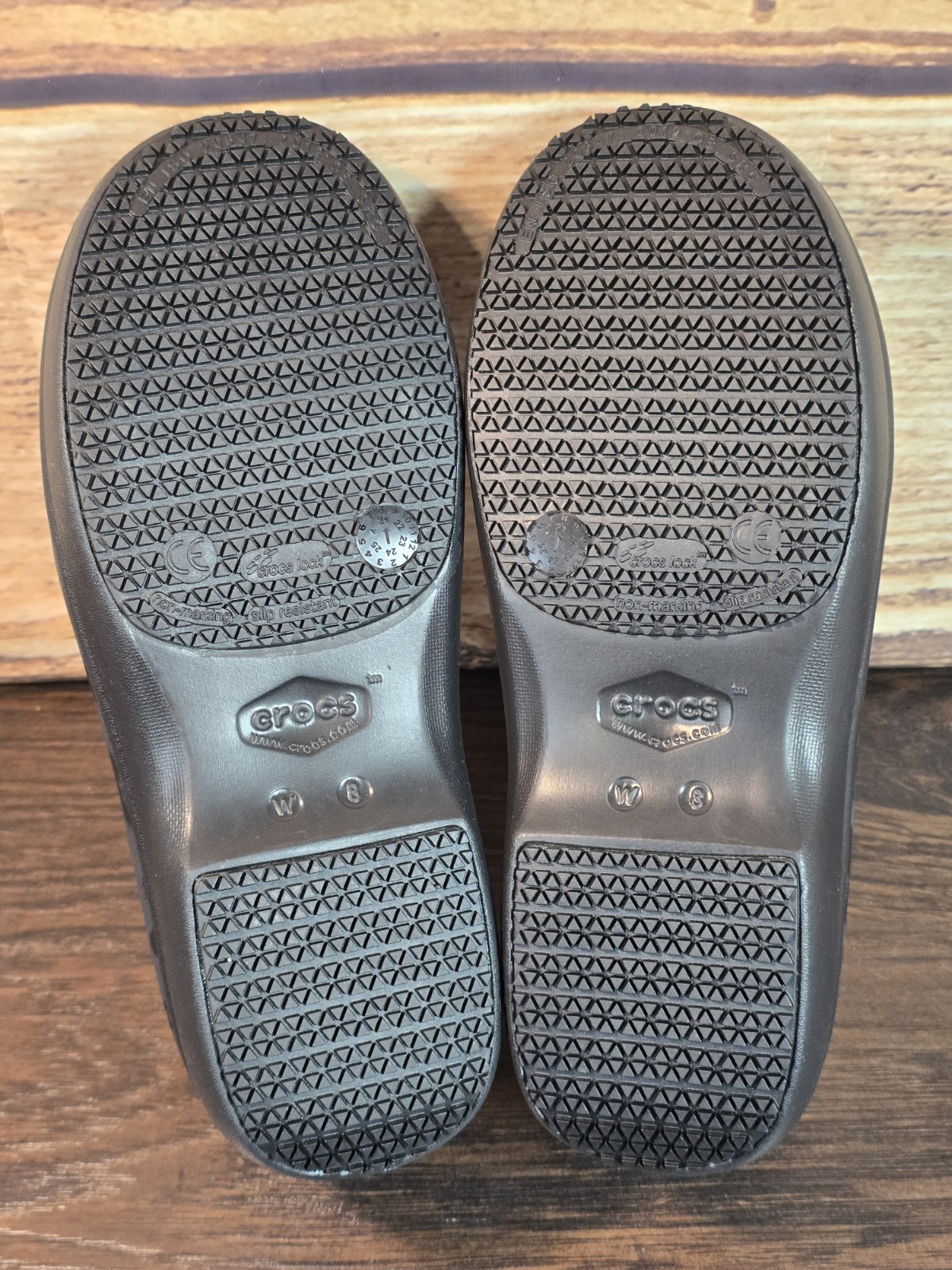 Crocs Neria Pro II Black Leopard Nurse Clog (205385) Comfort Sz W8 No Box Preown
