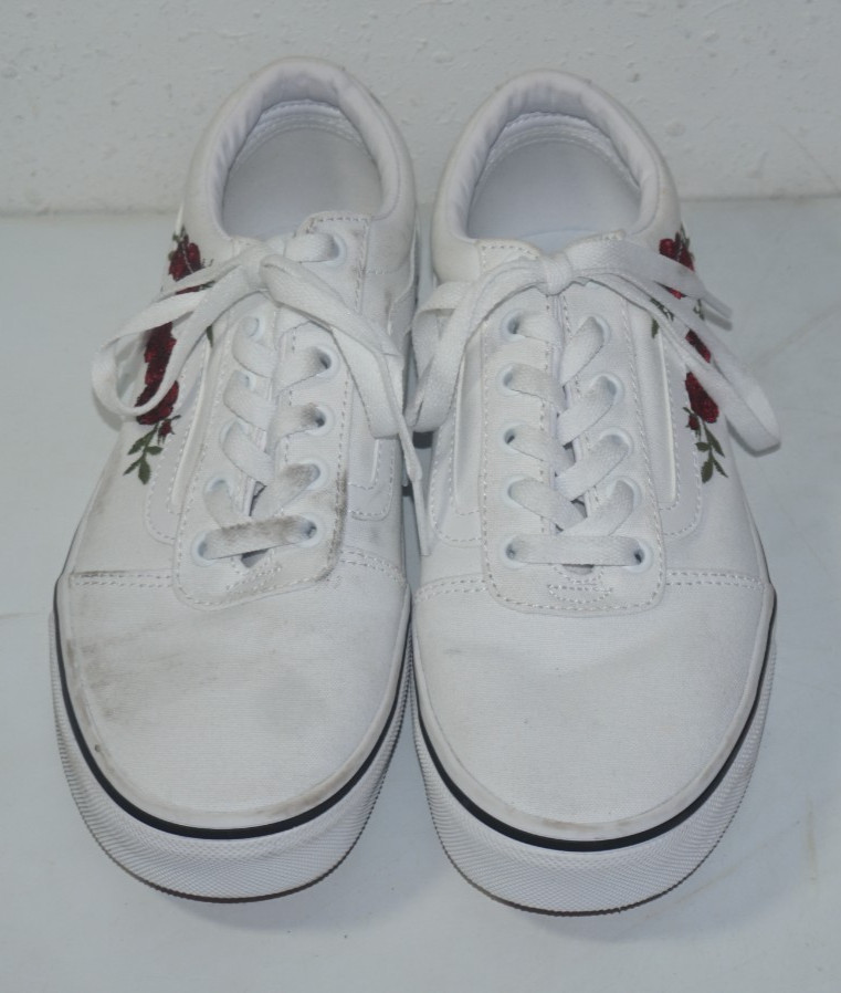 Vans White Canvas Embroidered Shoes Sneakers Womans Sz .5 Shoes