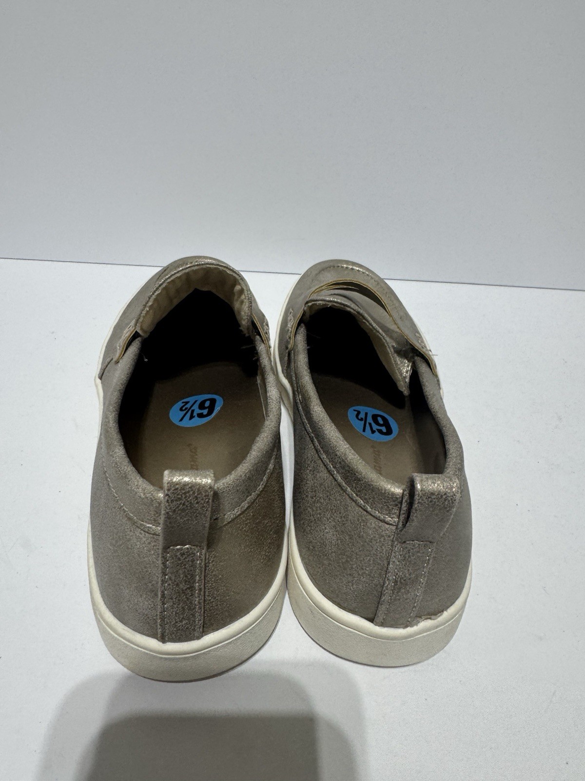 Tommy Bahama Womens Venus Slip On Size 6.5M