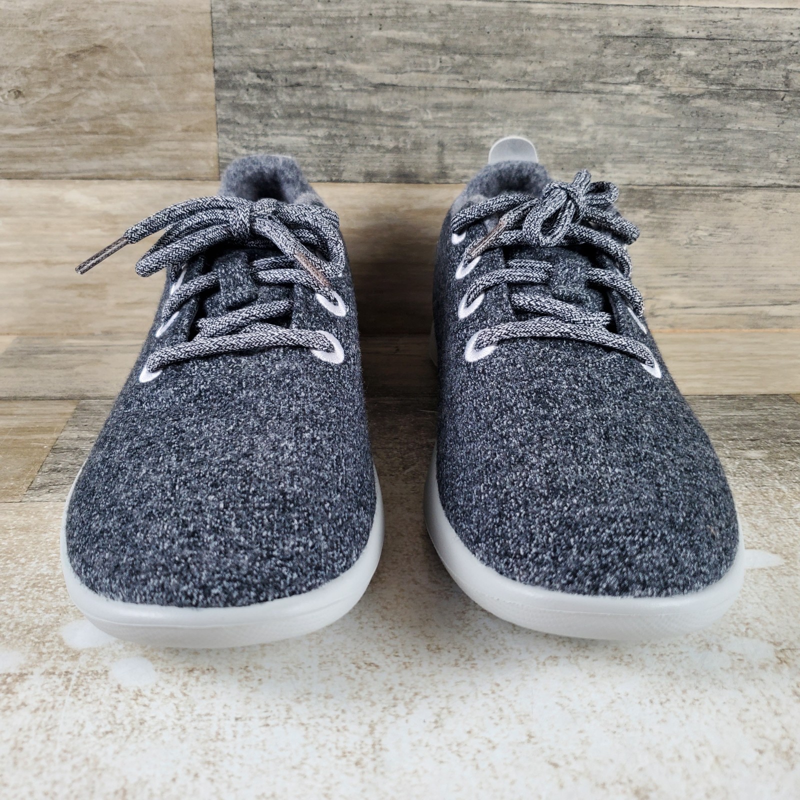 Allbirds Wool Runner Womens Shoes Sz 9 Natural Gray Lace-Up Comfort Sneakers