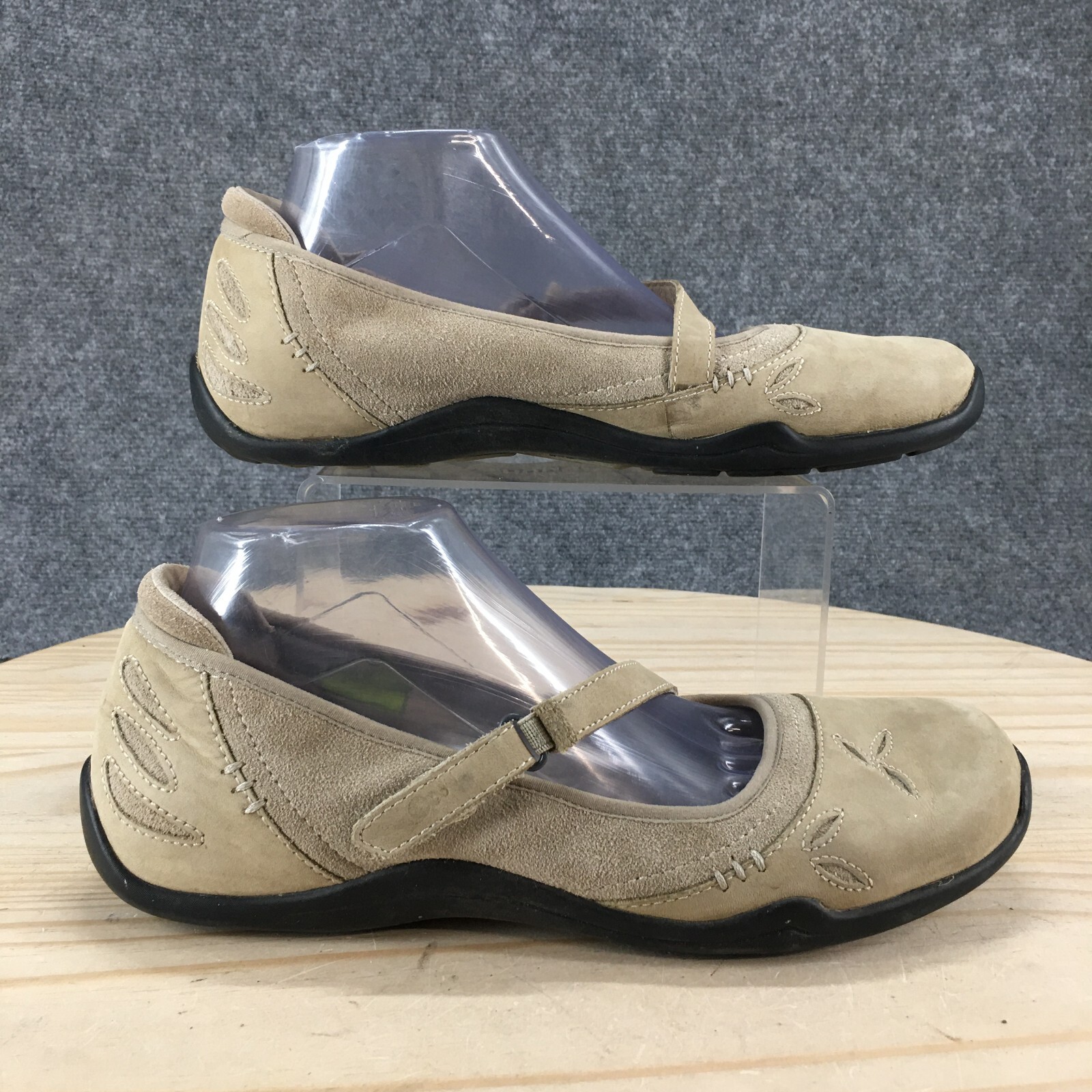 Ahnu Shoes Womens 10.5 Gracie Mary Jane Beige Leather Casual Comfort AF2362SVSG