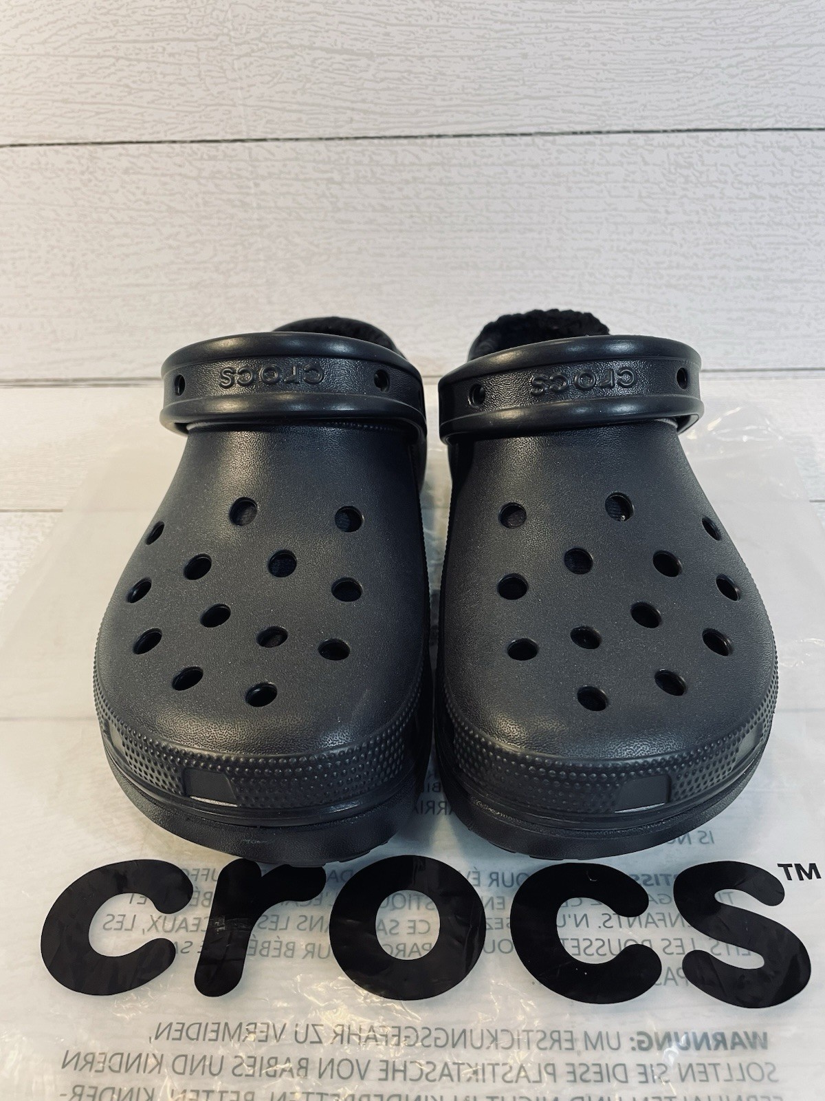 Crocs Women’s Sherpa Lined All Black Noir Platform Clogs Size 8 Brand New