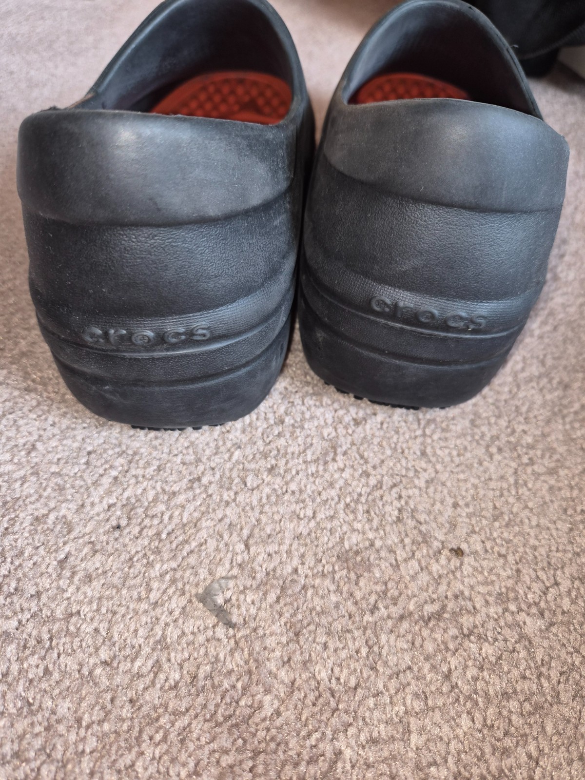 crocs literide womans W10 slip resistant