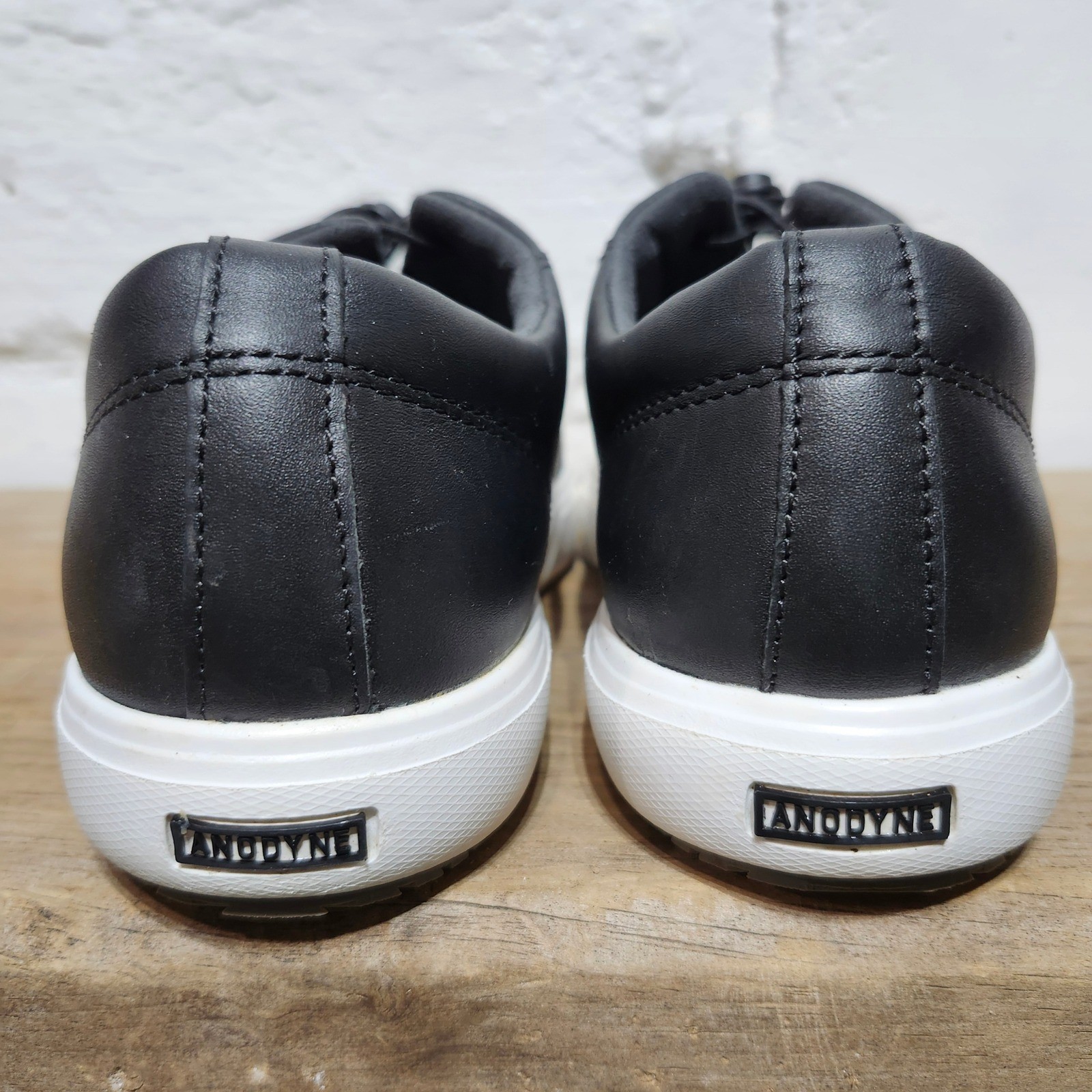 Anodyne No. 93 Black Leather Comfort Walking Shoes Womens 7M Orthopedic Sneaker