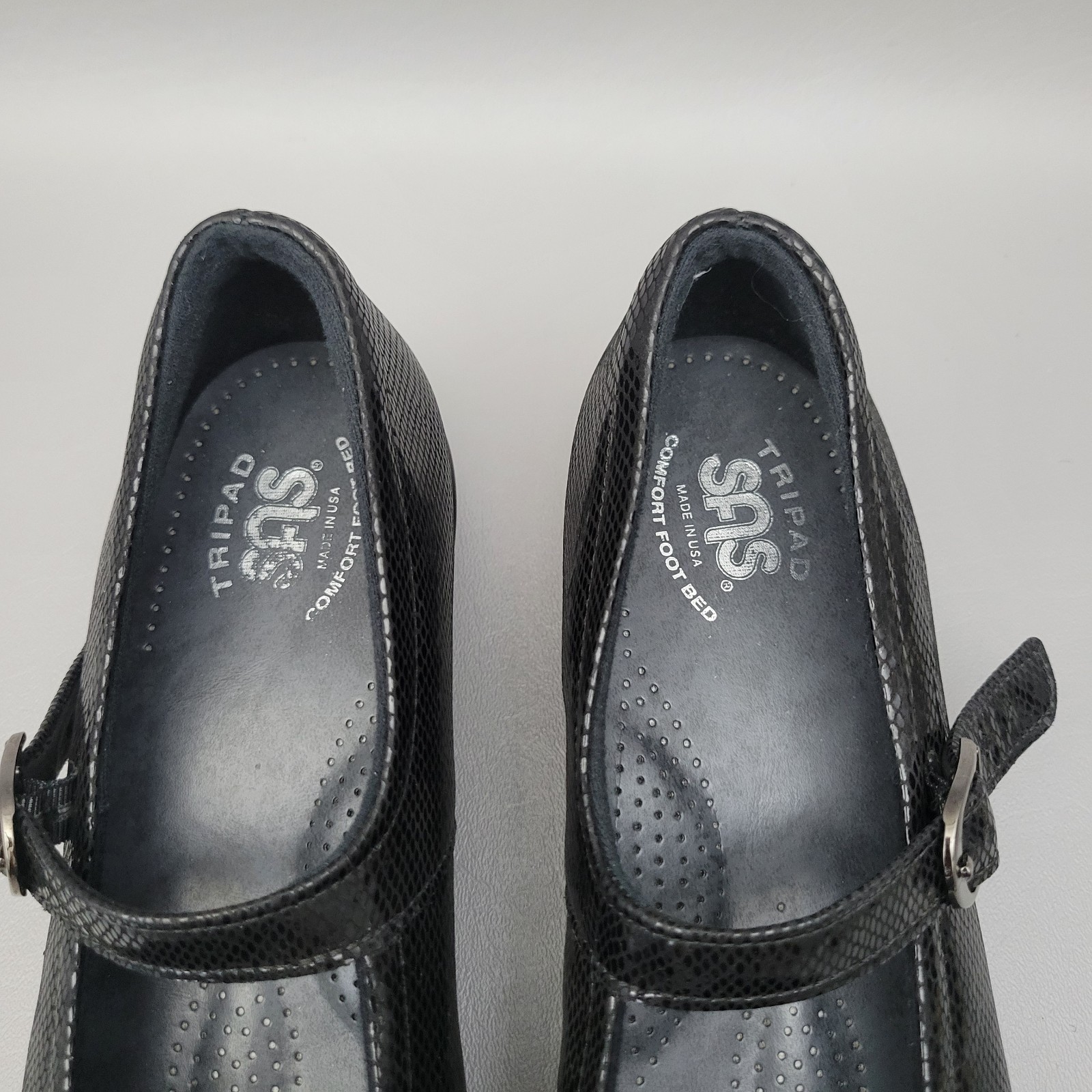 SAS Maria Black Leather Mary Jane Comfort Shoes Snake Print Womens Size 9 N